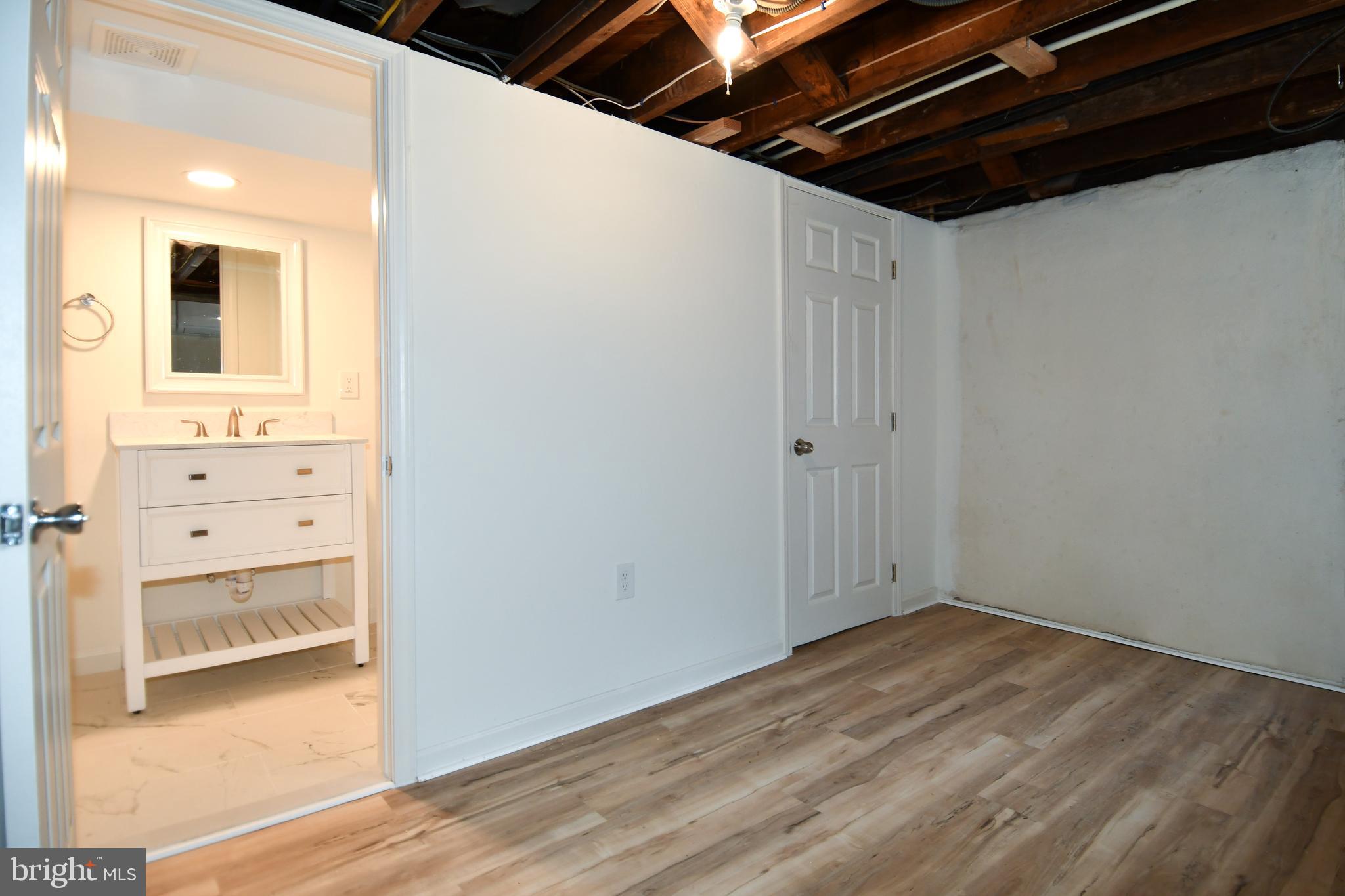 AURORA HILLS - Residential Lease