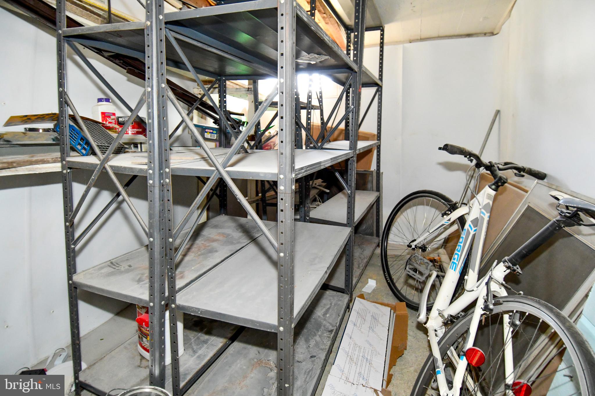 AURORA HILLS - Residential Lease