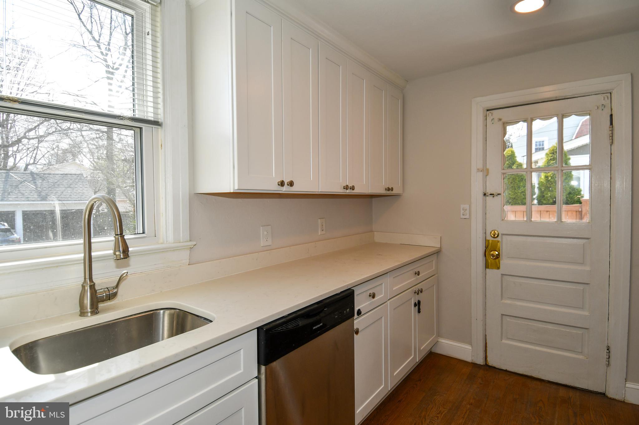 AURORA HILLS - Residential Lease