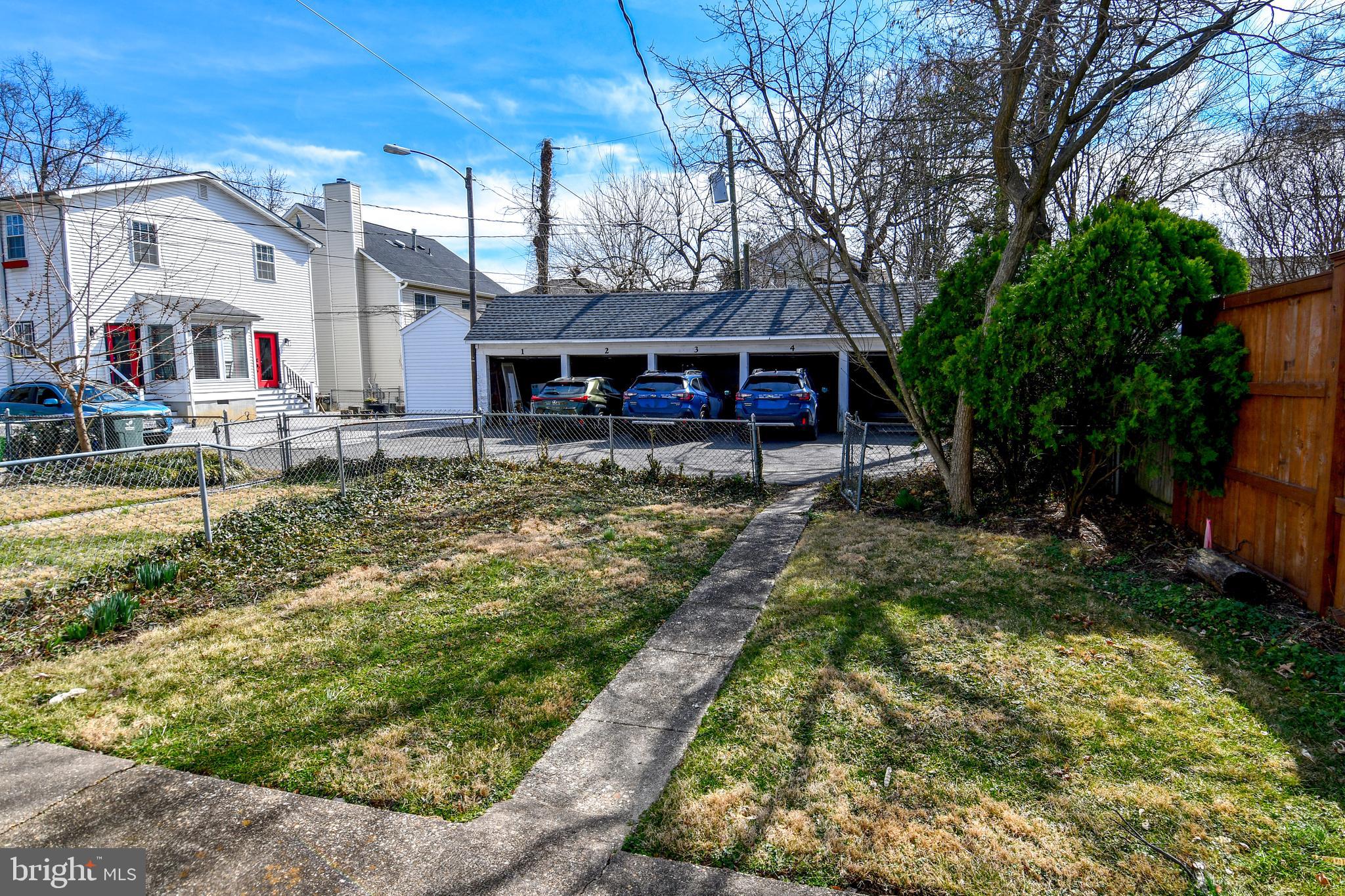 AURORA HILLS - Residential Lease