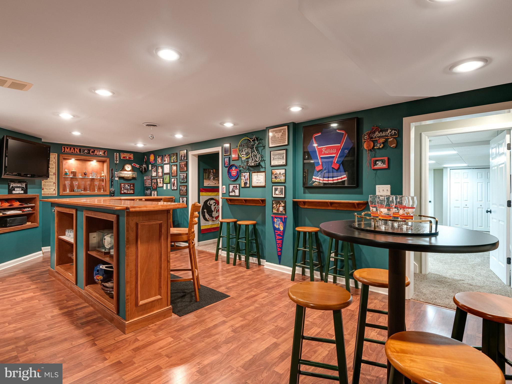 VALLEY FORGE WOODS - Residential