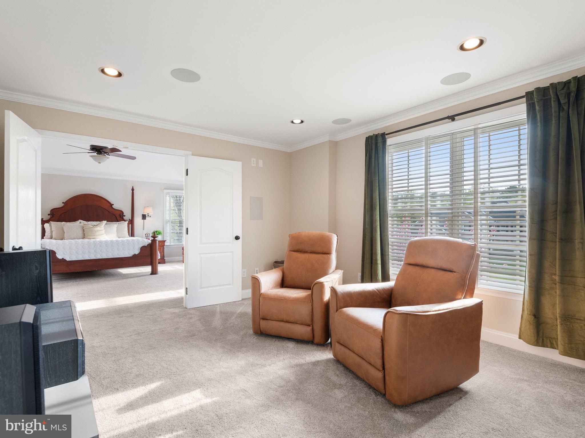 VALLEY FORGE WOODS - Residential