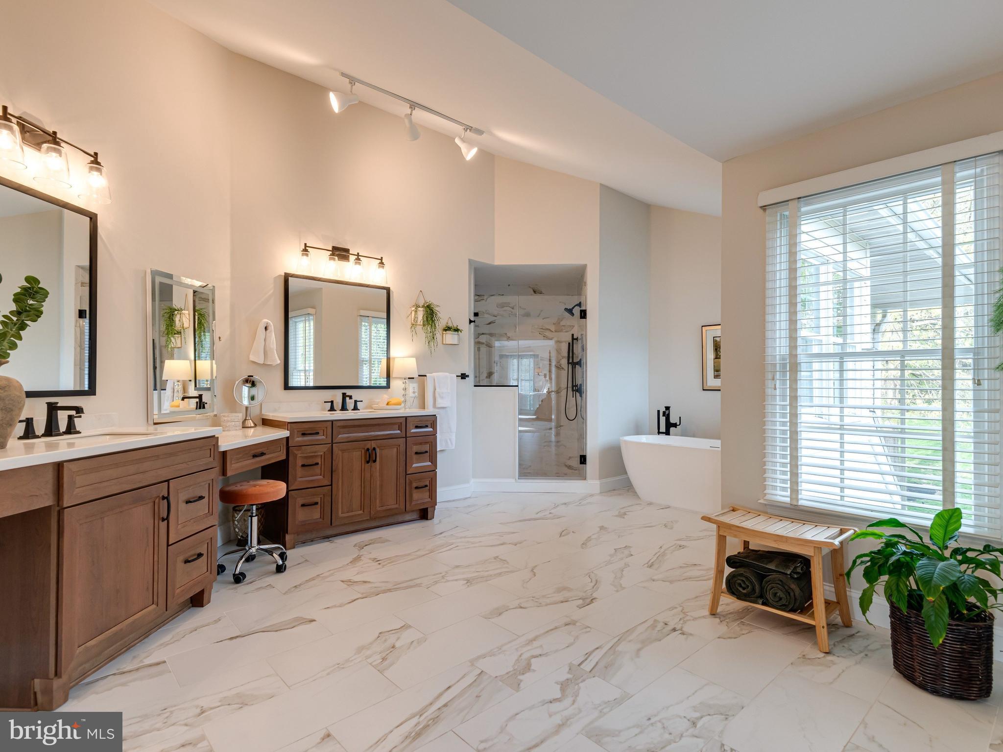 VALLEY FORGE WOODS - Residential