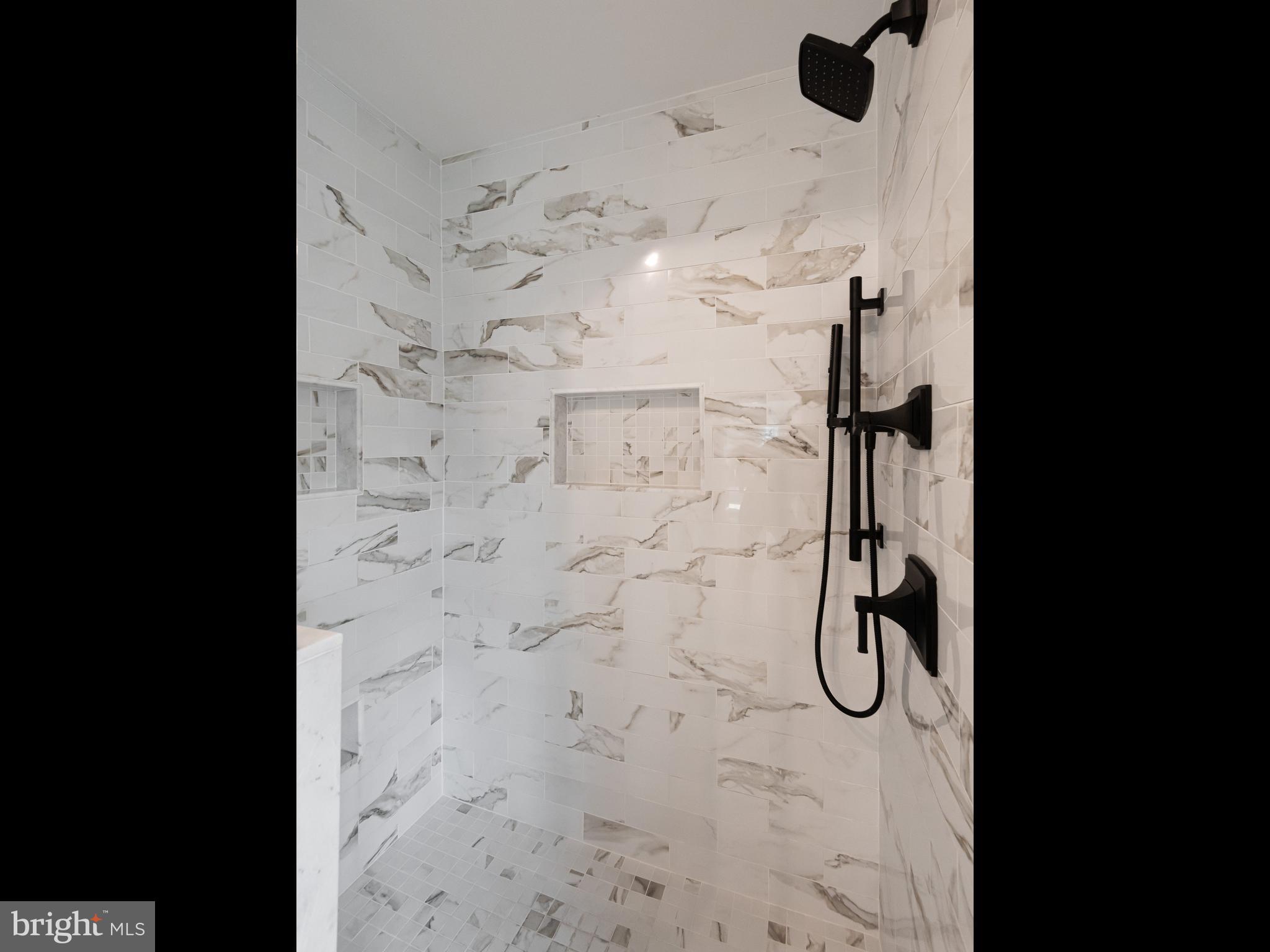 VALLEY FORGE WOODS - Residential