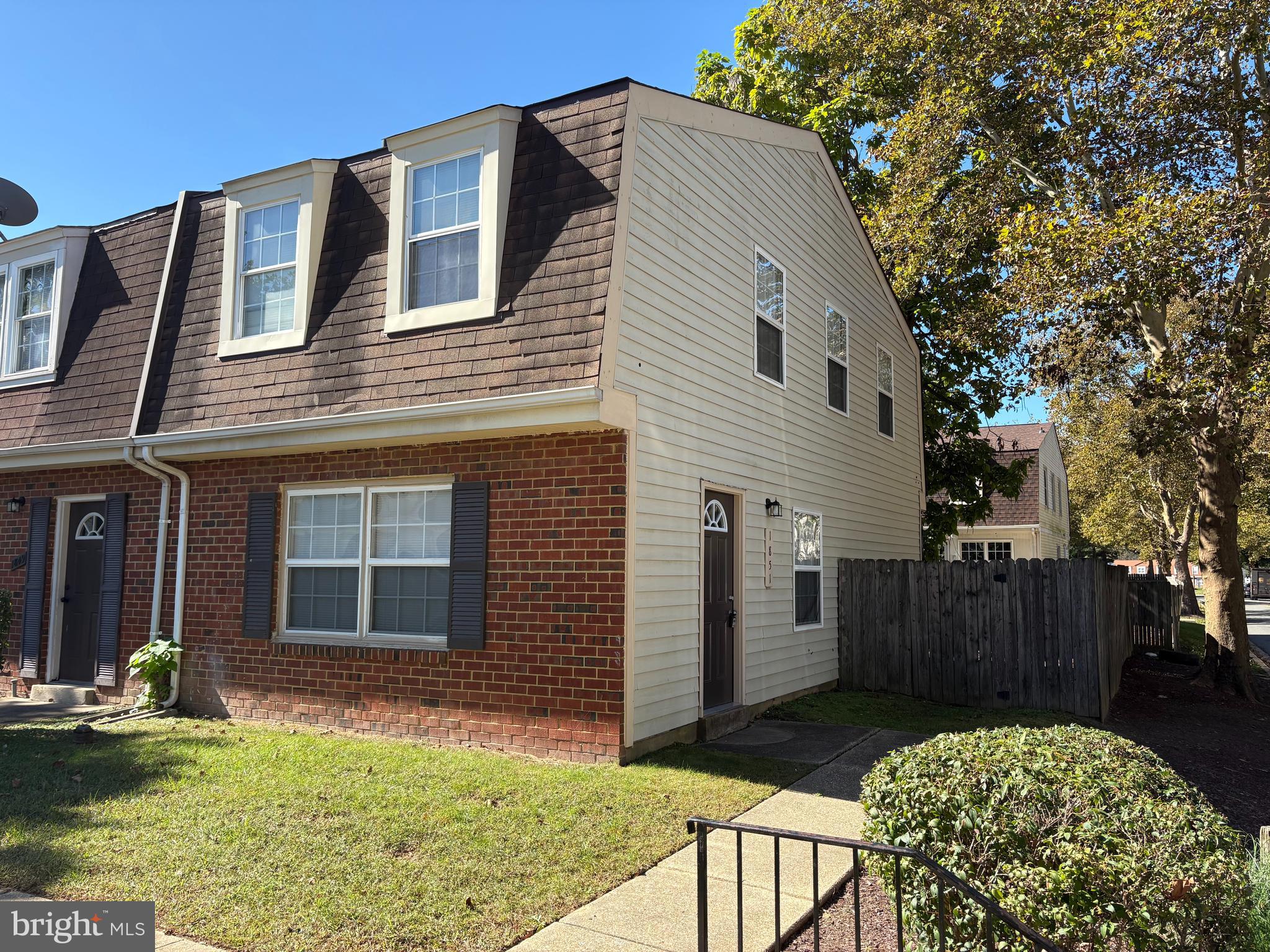 WARFIELD CONDOMINIUMS - Residential