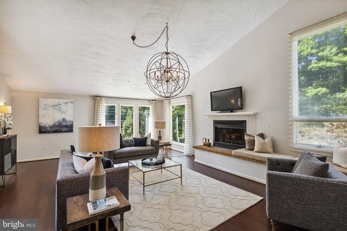 FRANKLIN PARK - Residential