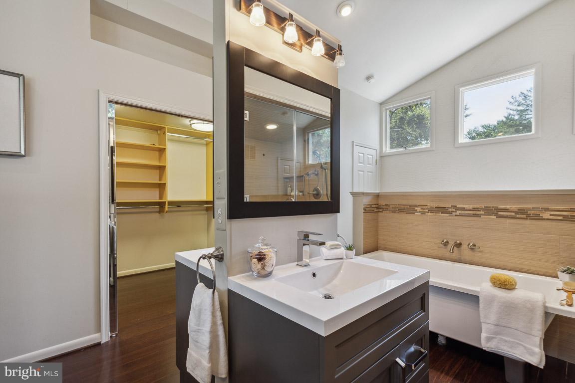 FRANKLIN PARK - Residential