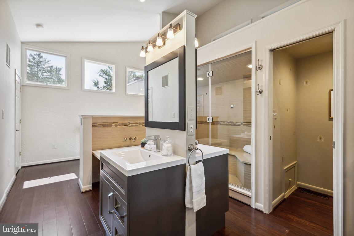 FRANKLIN PARK - Residential