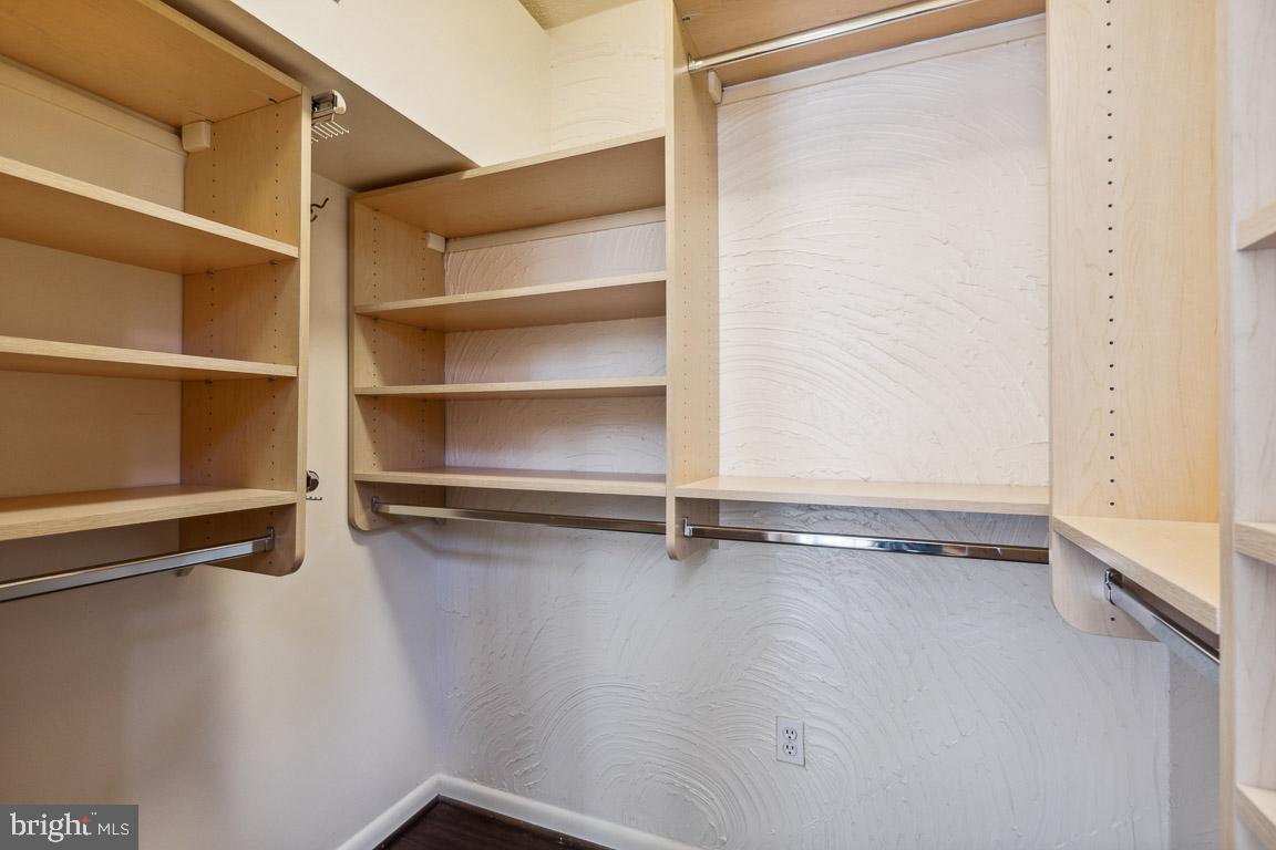 FRANKLIN PARK - Residential