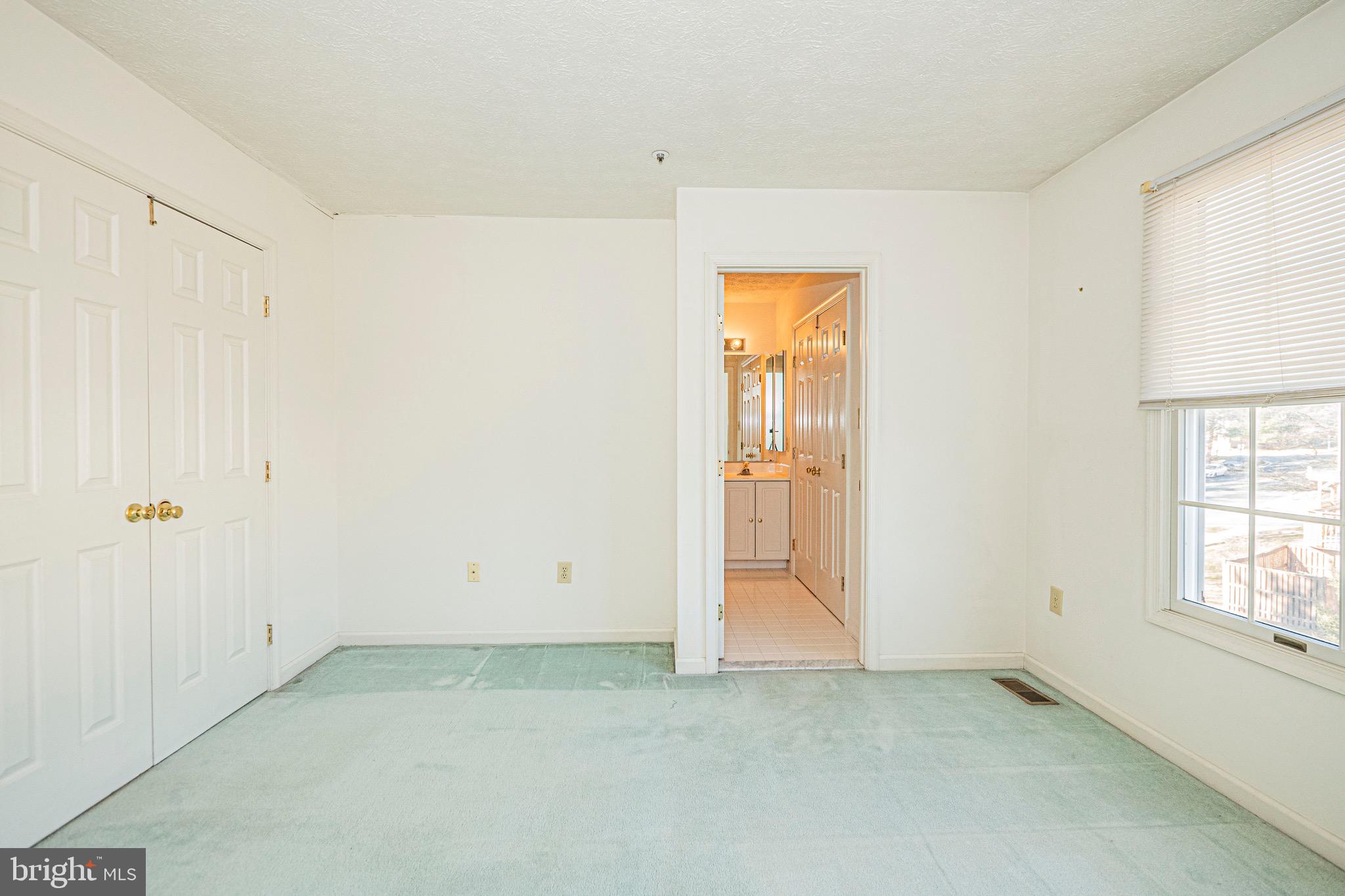 SADDLE CREEK - Residential