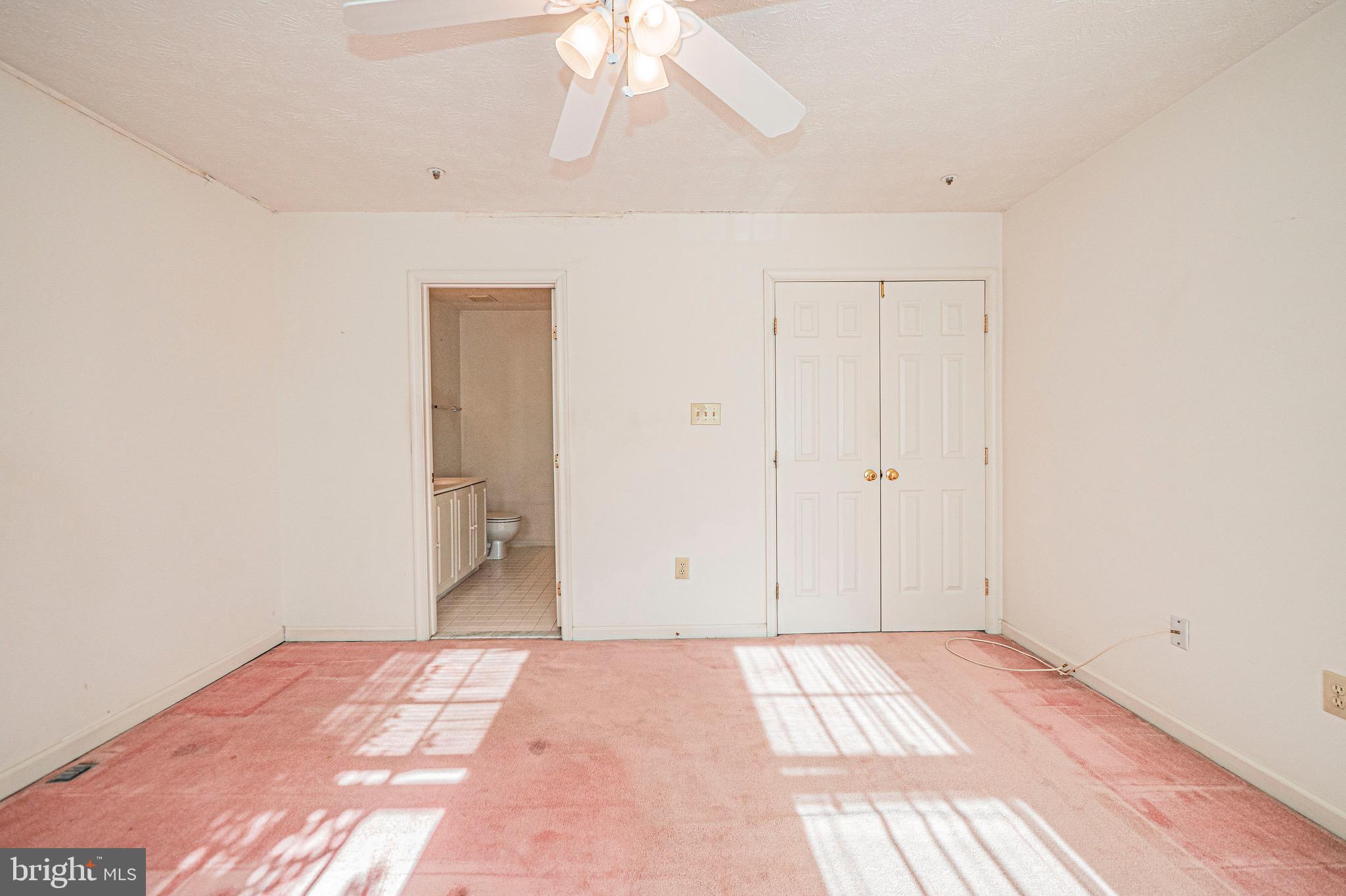 SADDLE CREEK - Residential