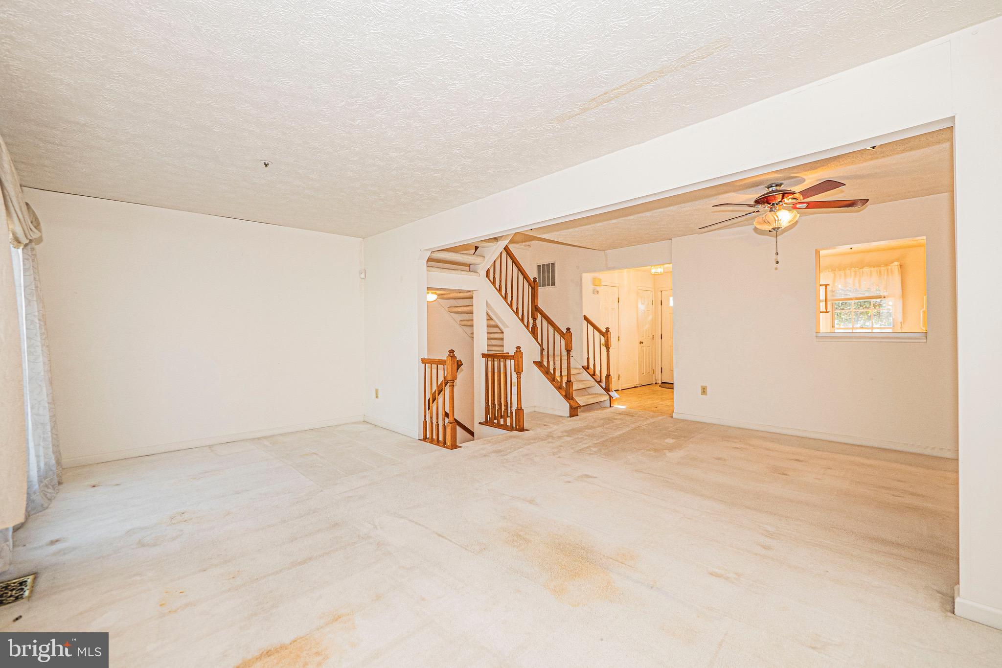 SADDLE CREEK - Residential