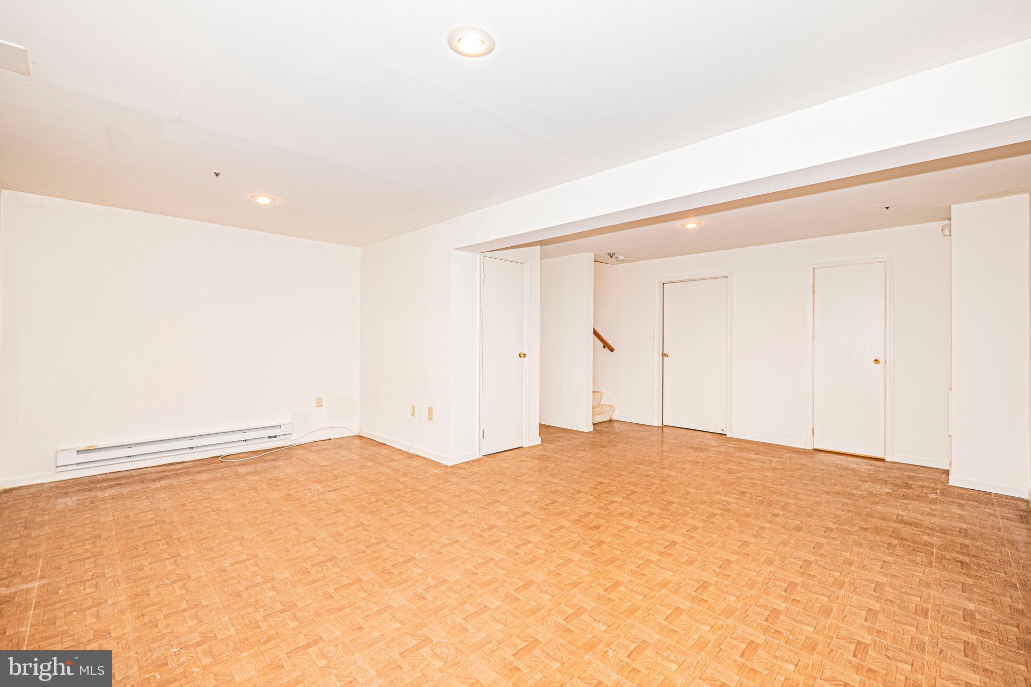 SADDLE CREEK - Residential