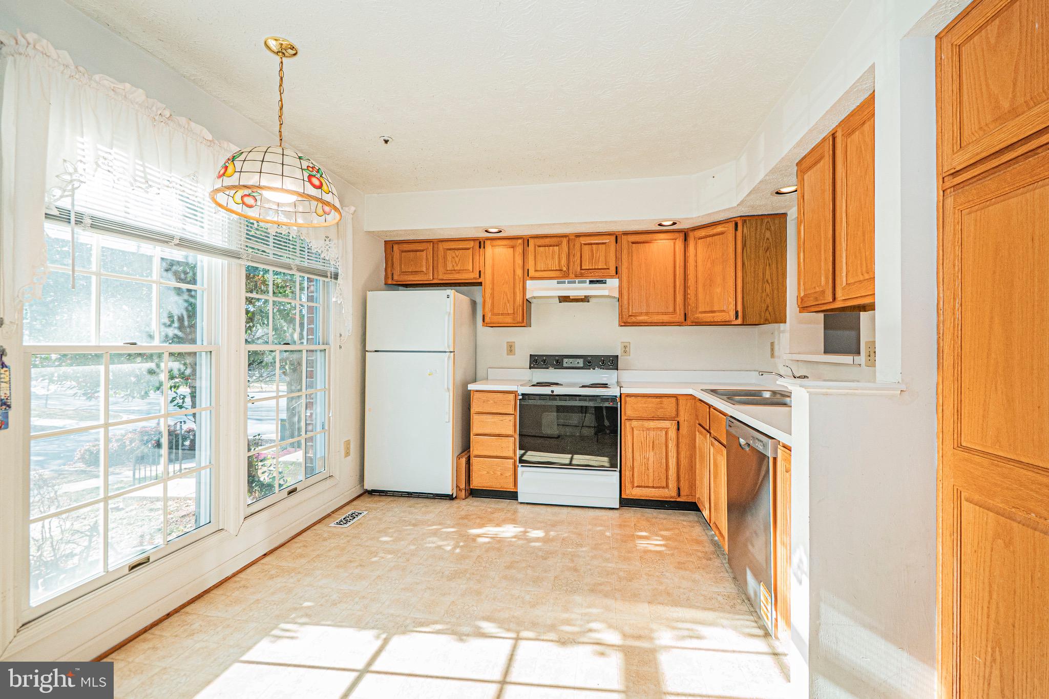 SADDLE CREEK - Residential