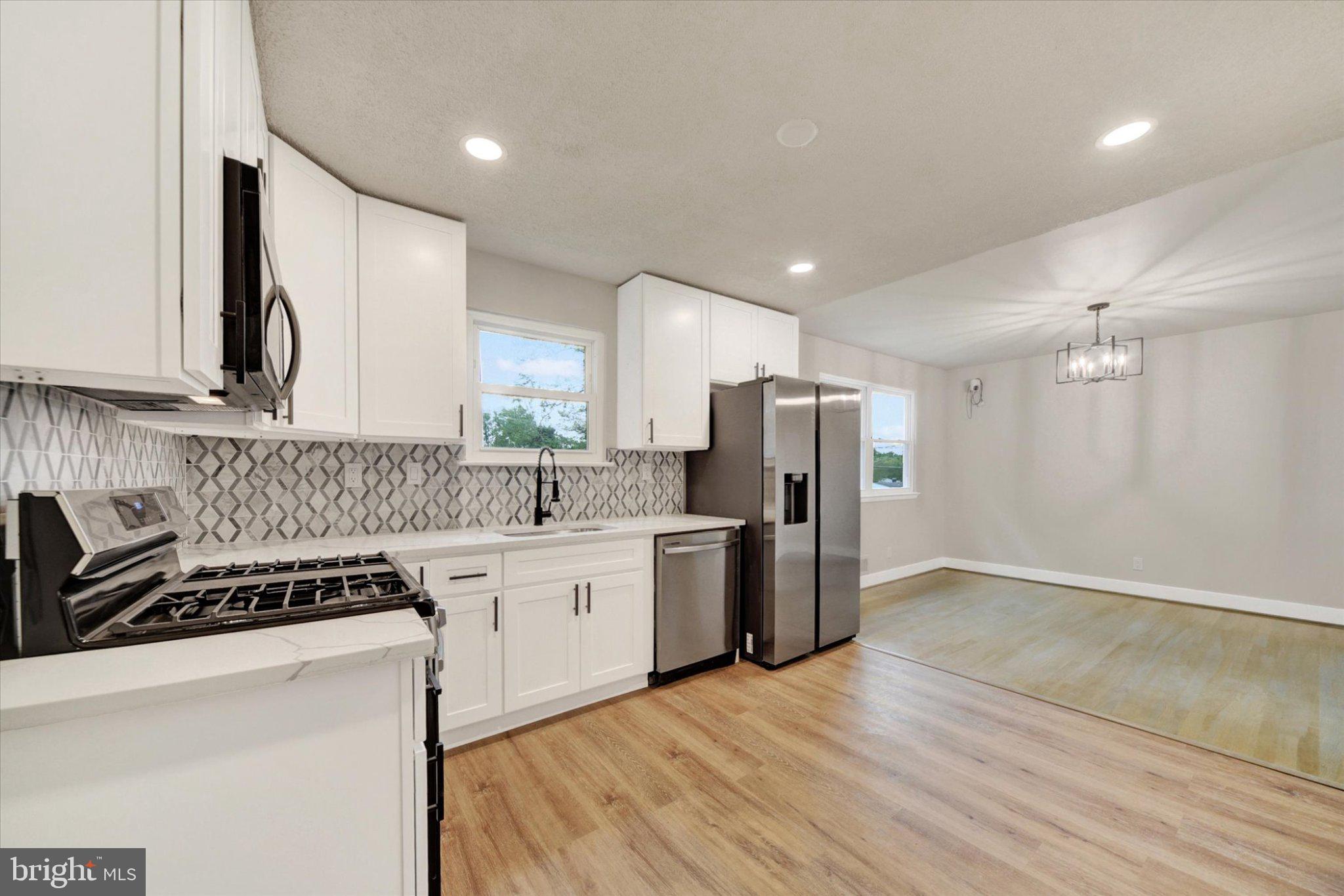 RANDALL RIDGE - Residential