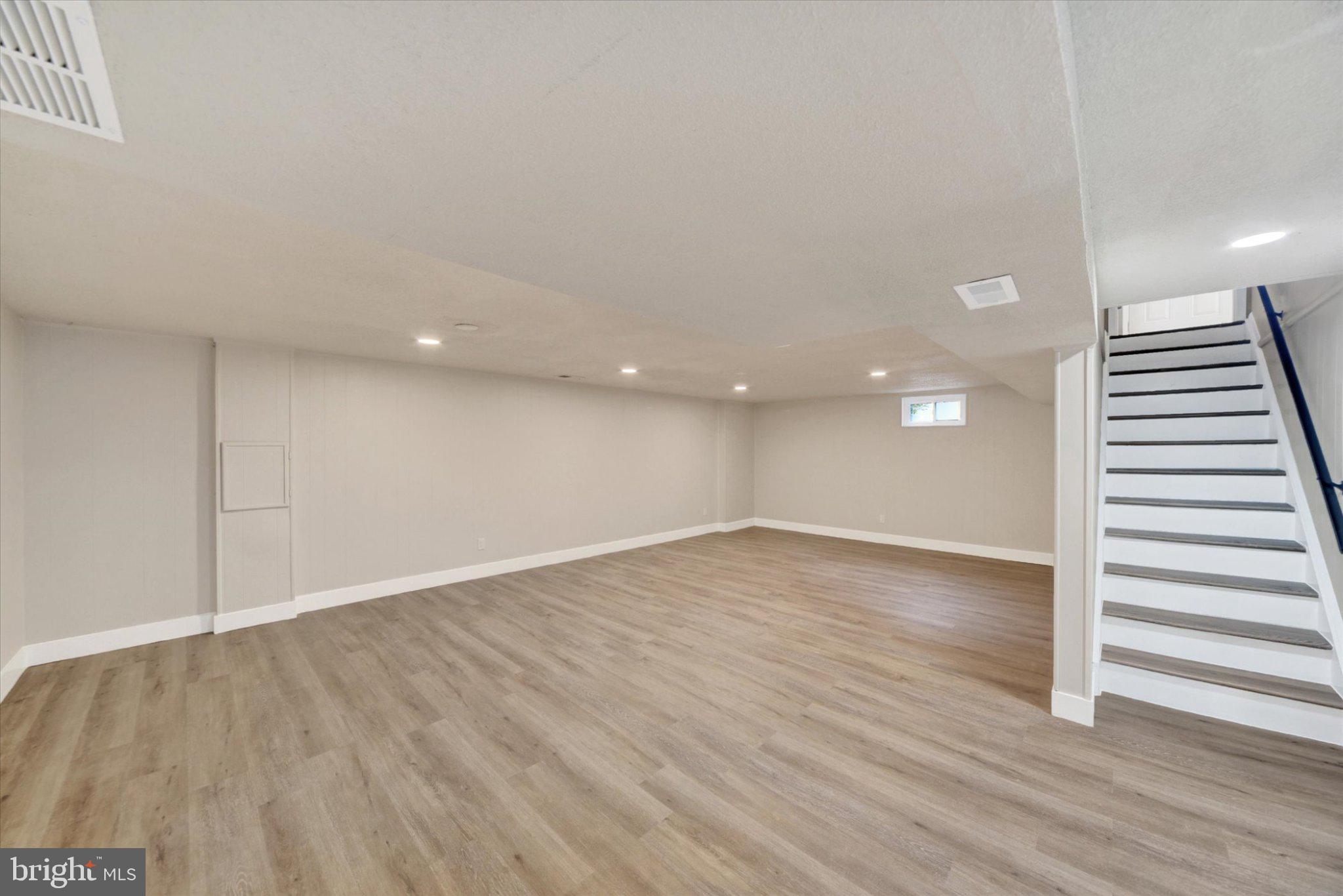 RANDALL RIDGE - Residential