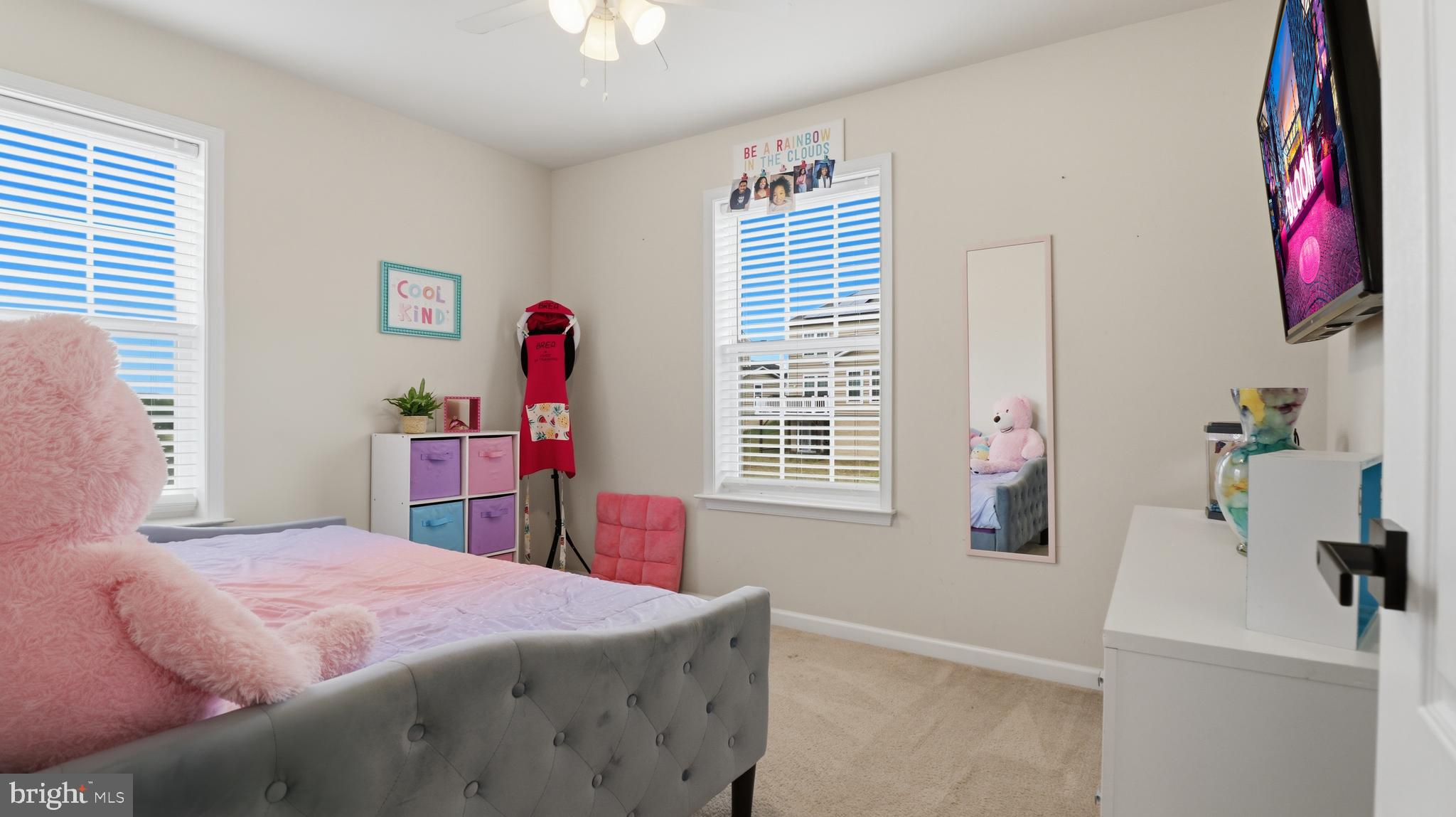 MARSHALL HALL - Residential