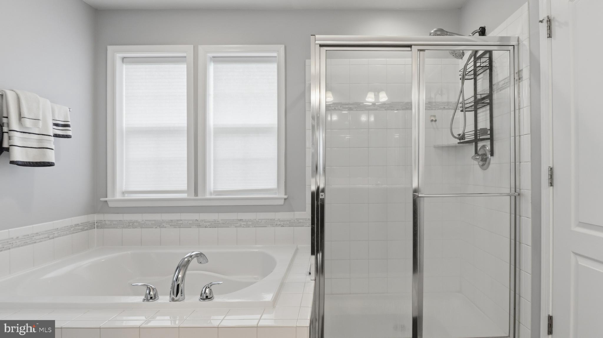 MARSHALL HALL - Residential