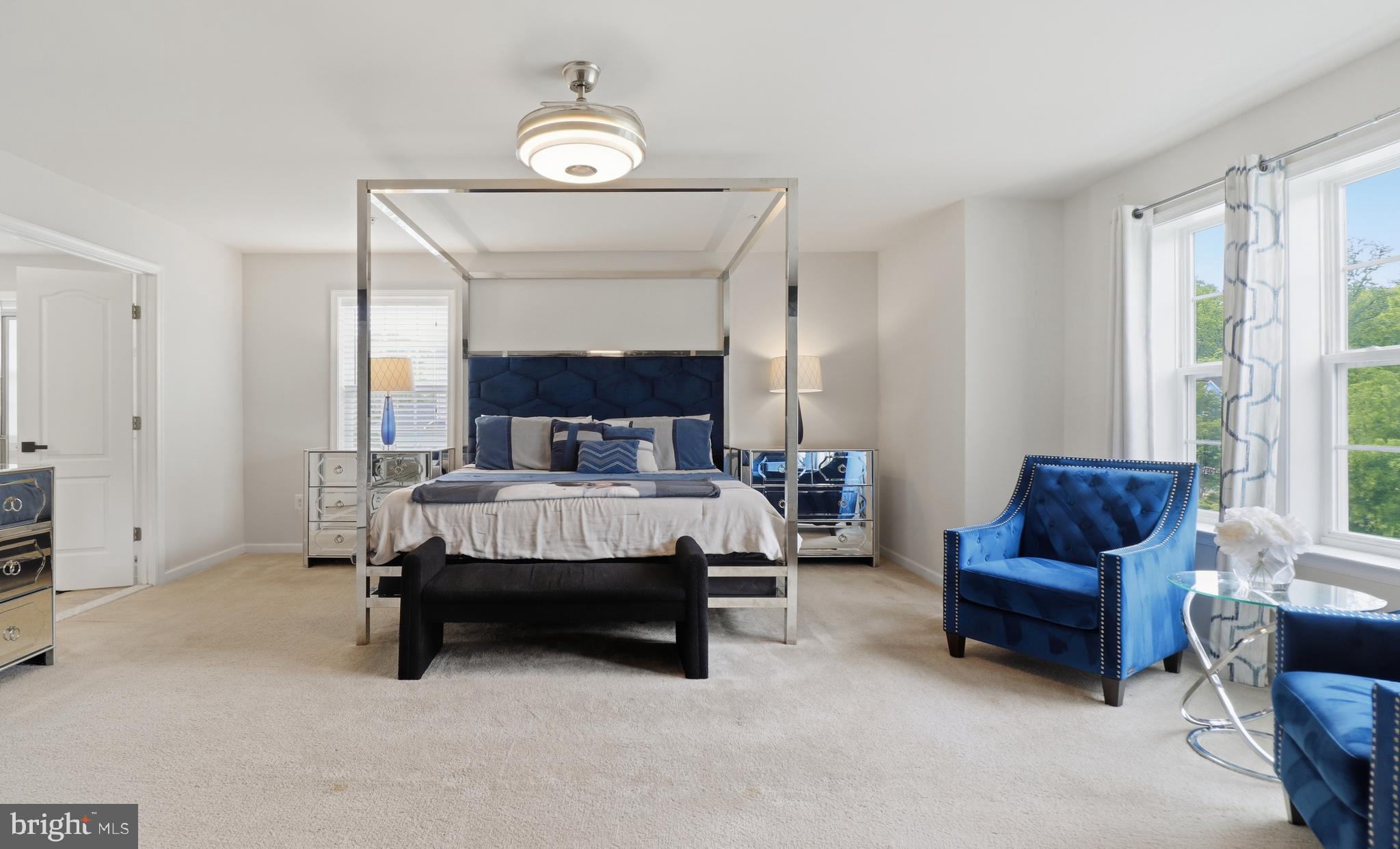 MARSHALL HALL - Residential