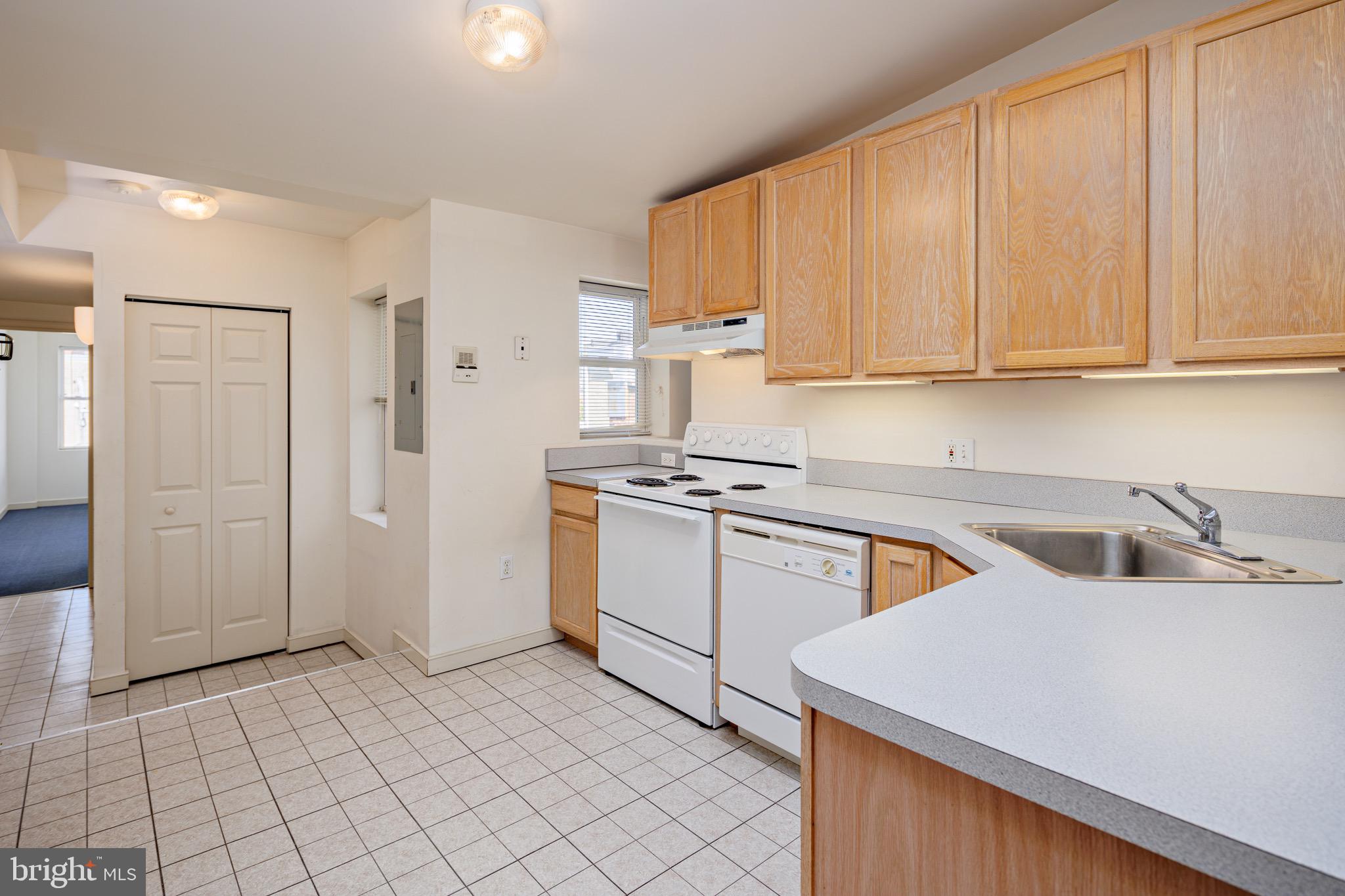 FEDERAL HILL HISTORIC DISTRICT - Residential Lease