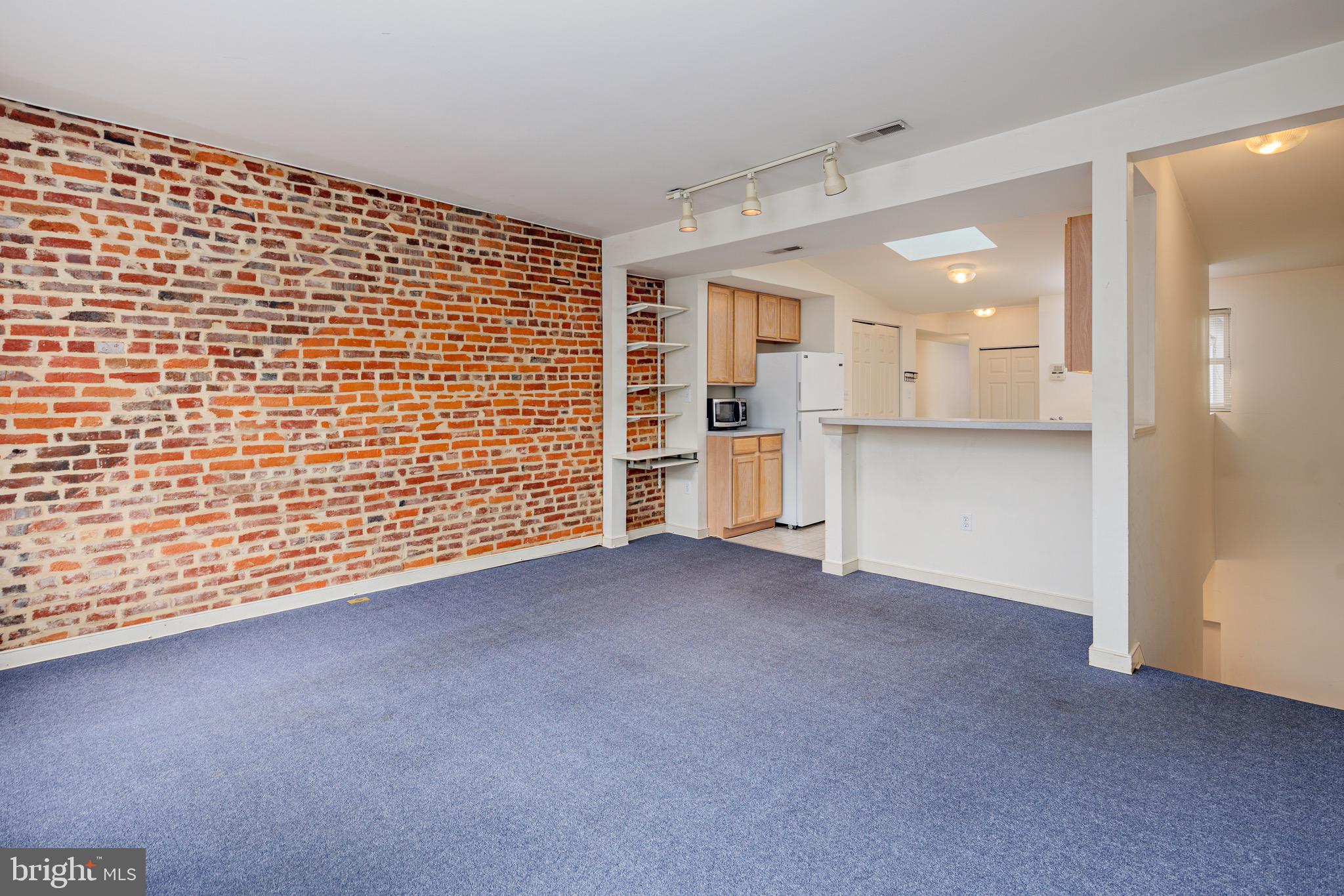 FEDERAL HILL HISTORIC DISTRICT - Residential Lease