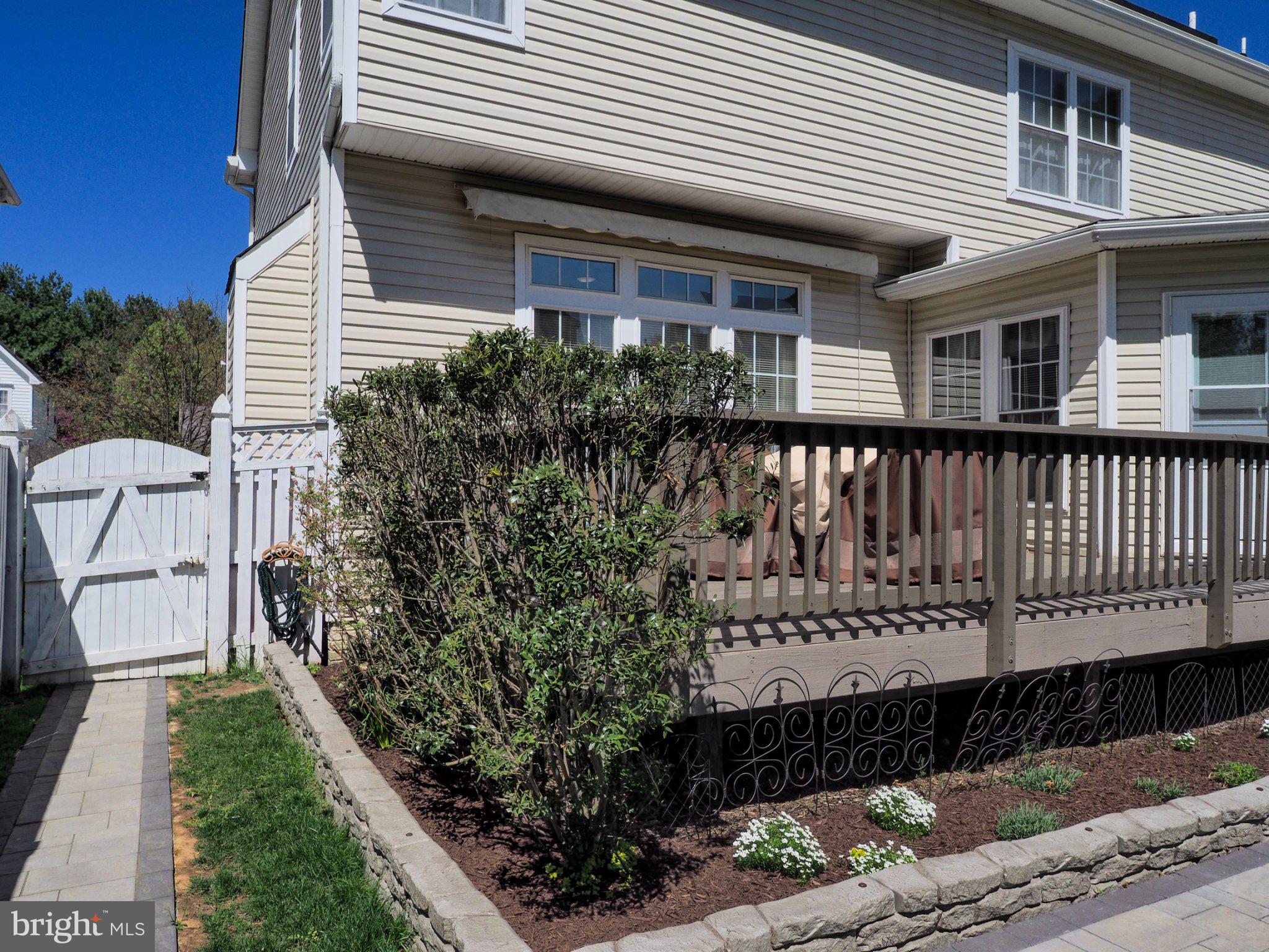 CROFTON FARMS - Residential