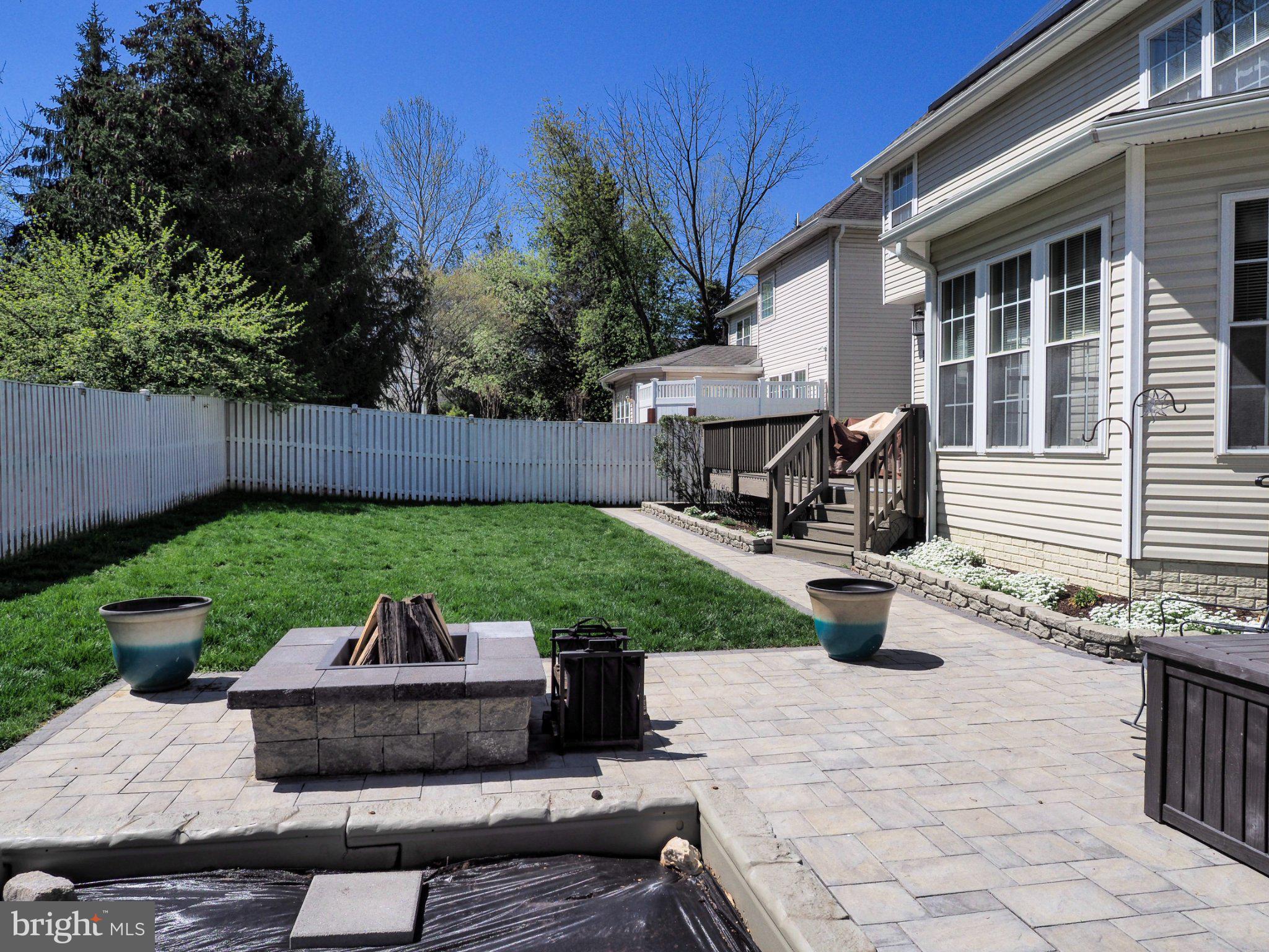 CROFTON FARMS - Residential