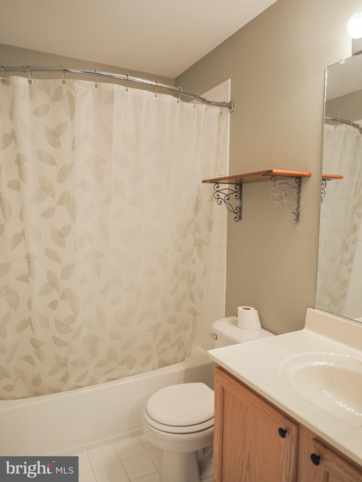 CROFTON FARMS - Residential