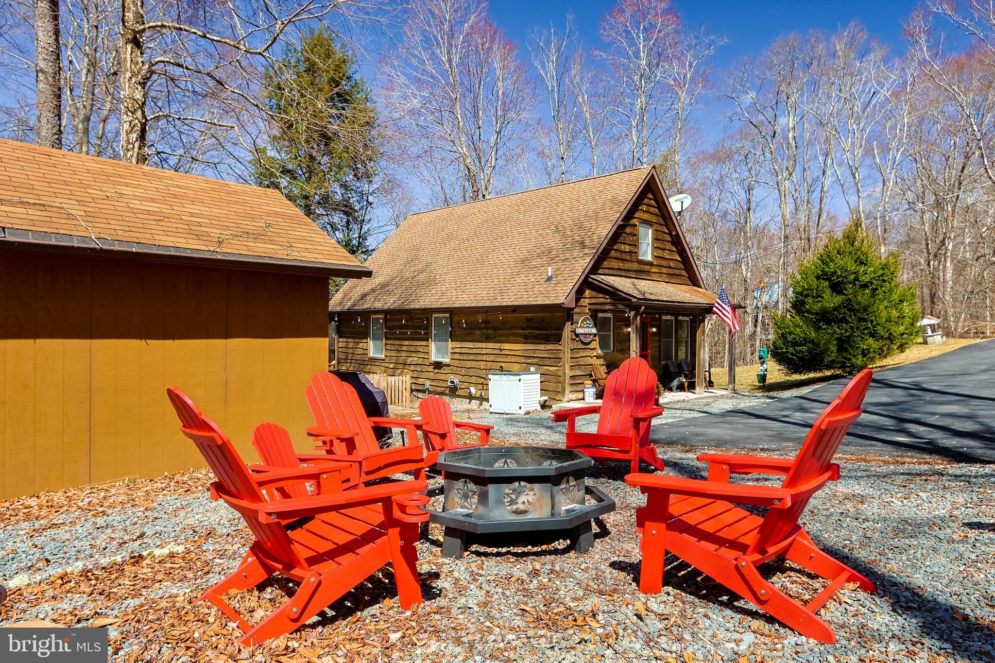 RIVERSIDE ESTATES - Residential