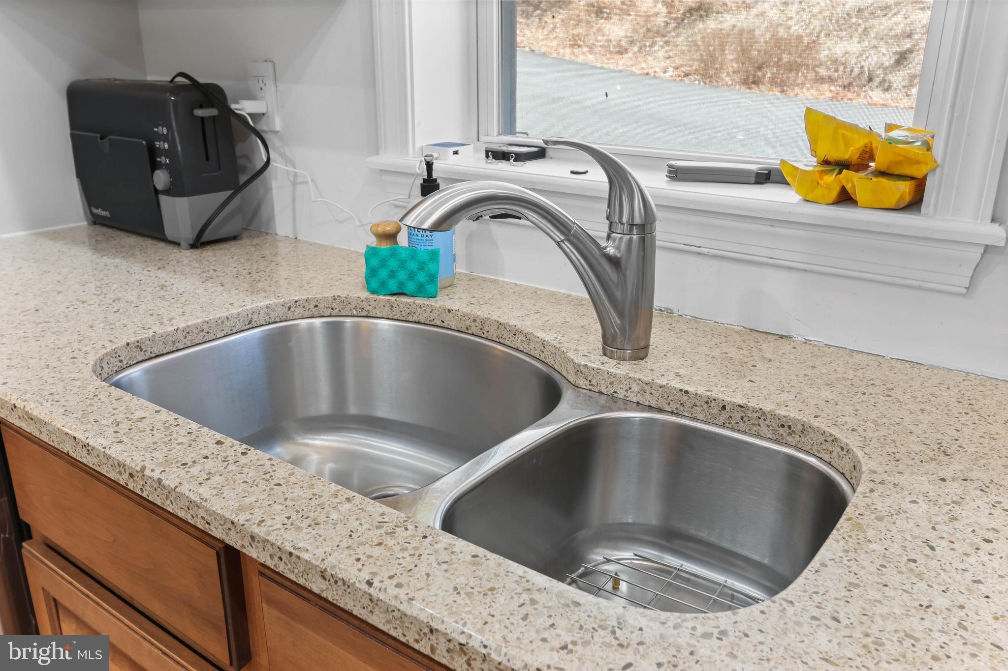 RIVERSIDE ESTATES - Residential