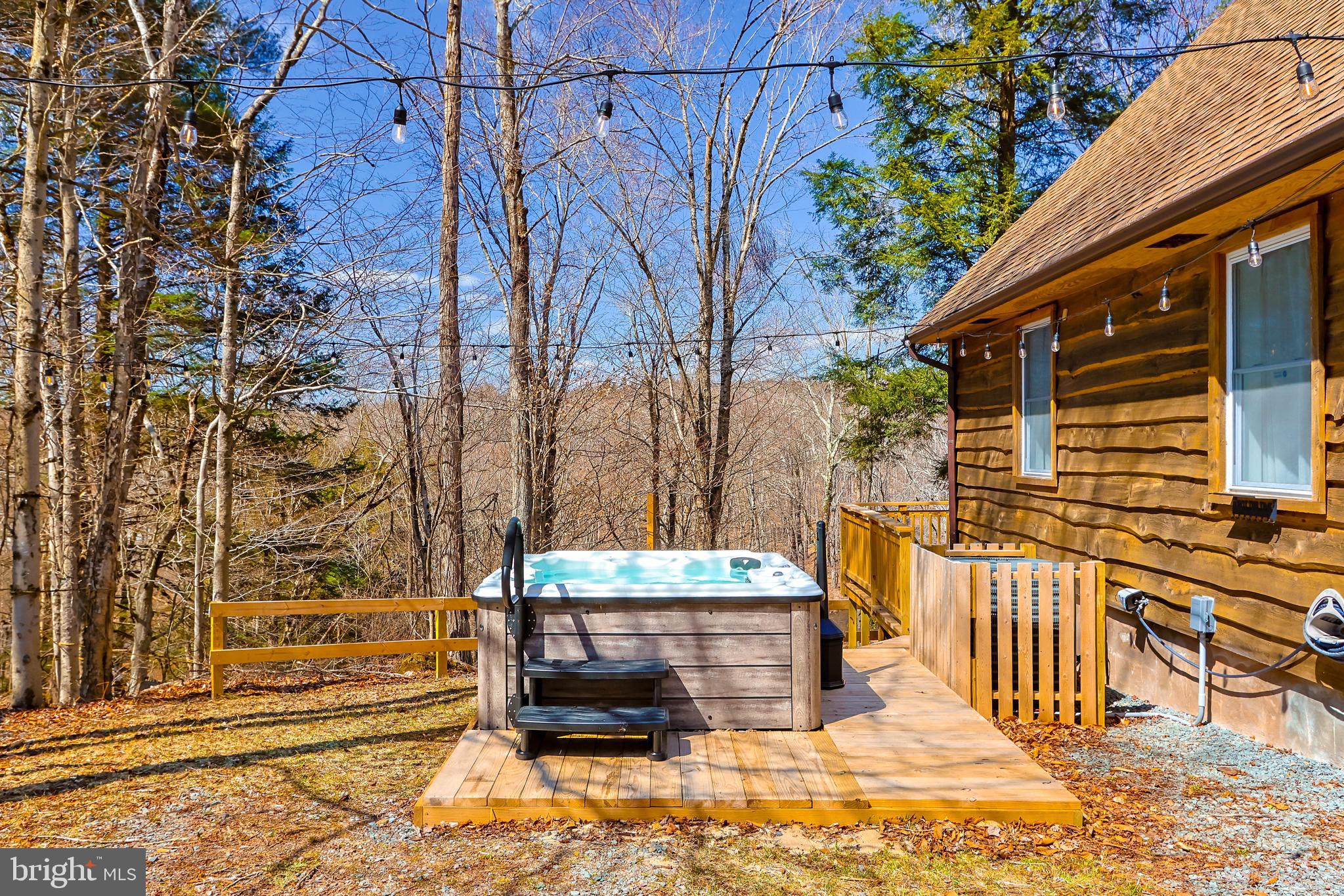 RIVERSIDE ESTATES - Residential