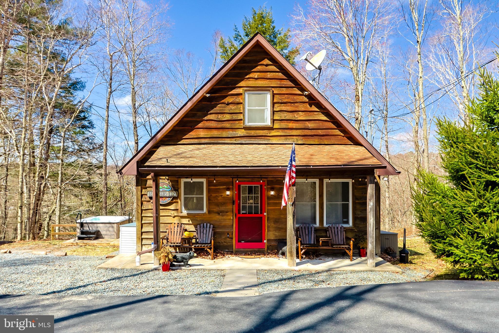 RIVERSIDE ESTATES - Residential