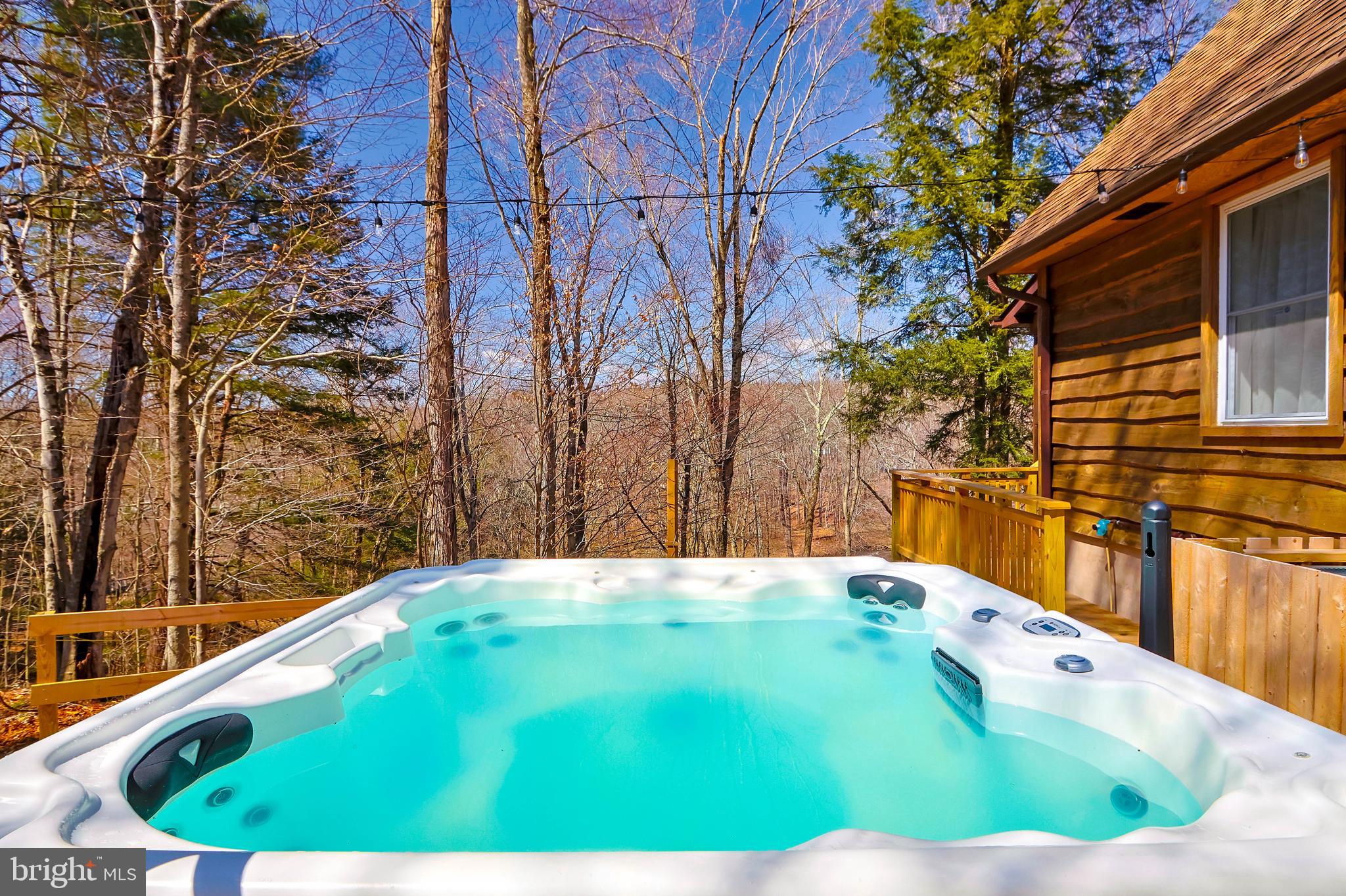 RIVERSIDE ESTATES - Residential