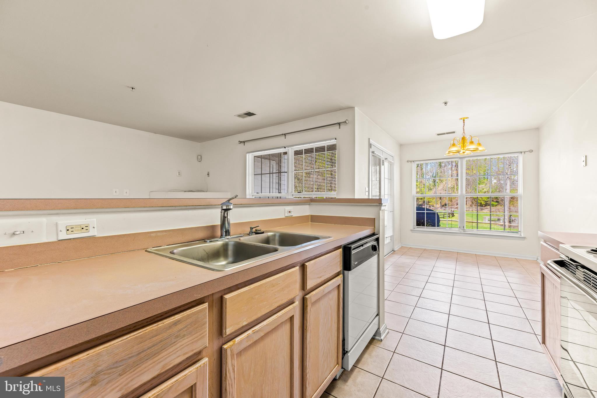 TIDEWATER COLONY - Residential