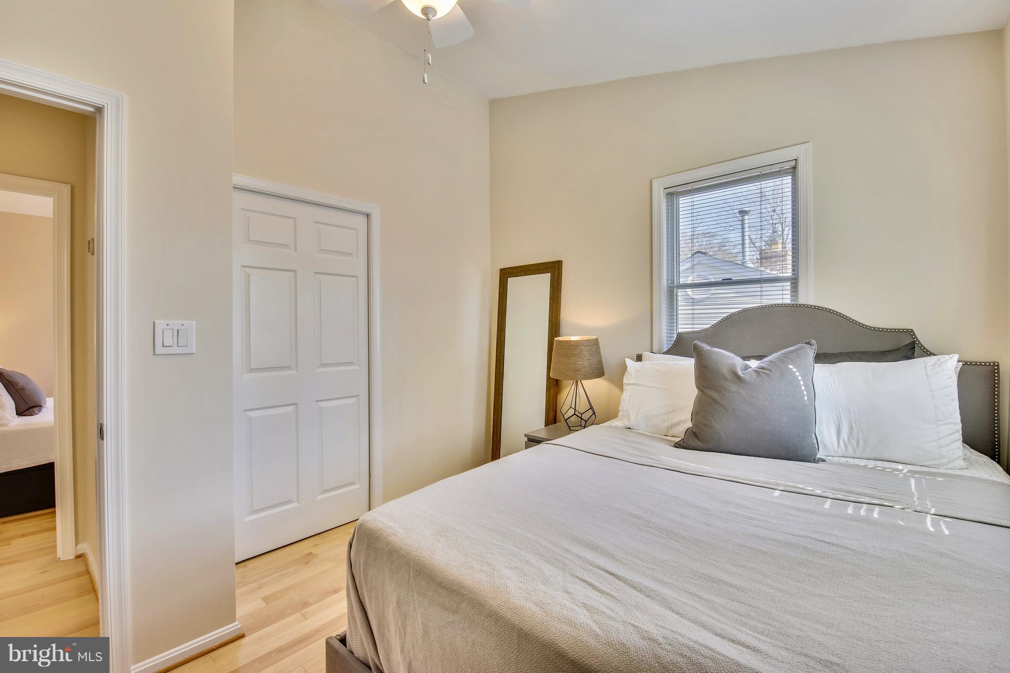 OAKLAND TERRACE - Residential