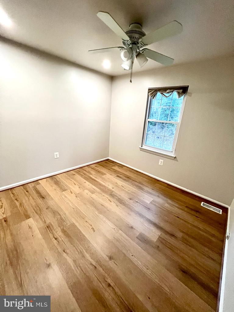 BURKE CENTRE - Residential Lease