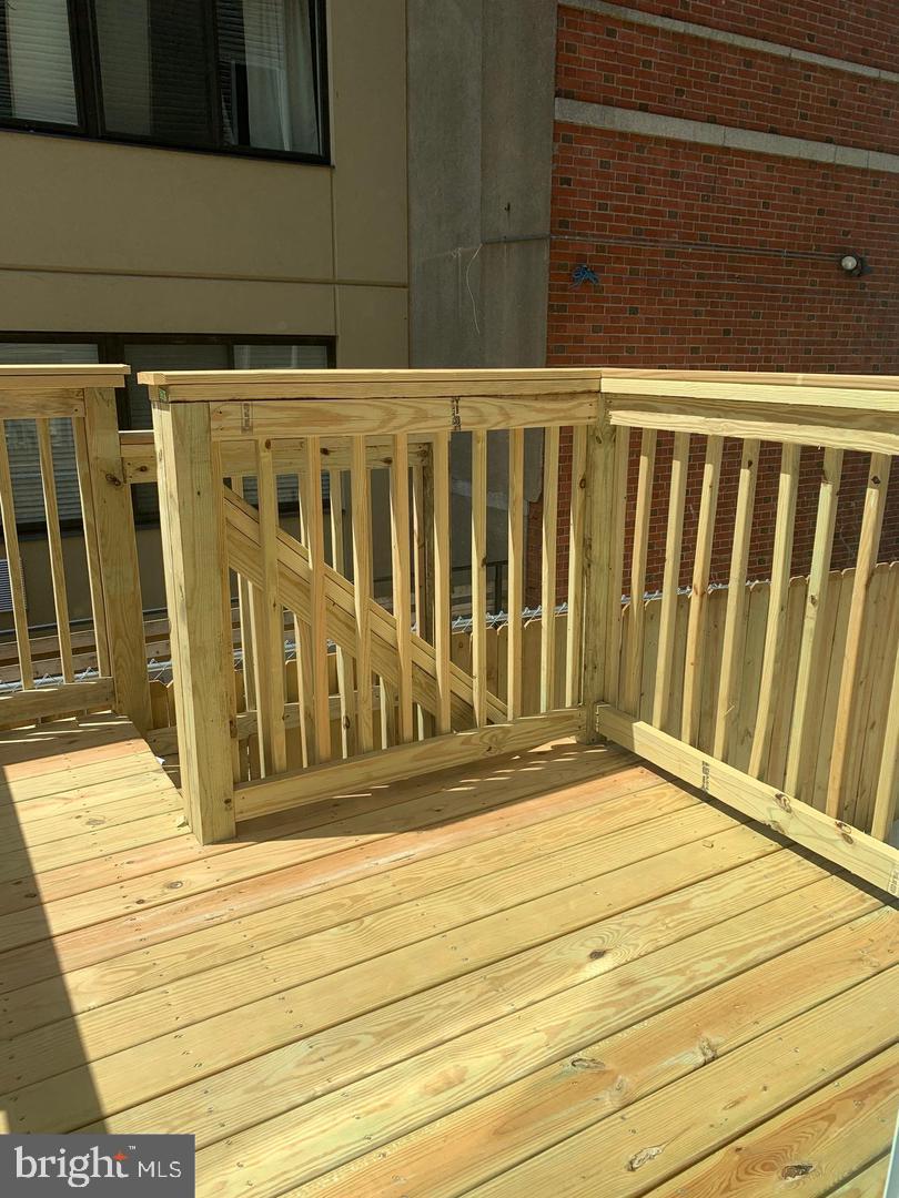 FRANCISVILLE - Residential Income