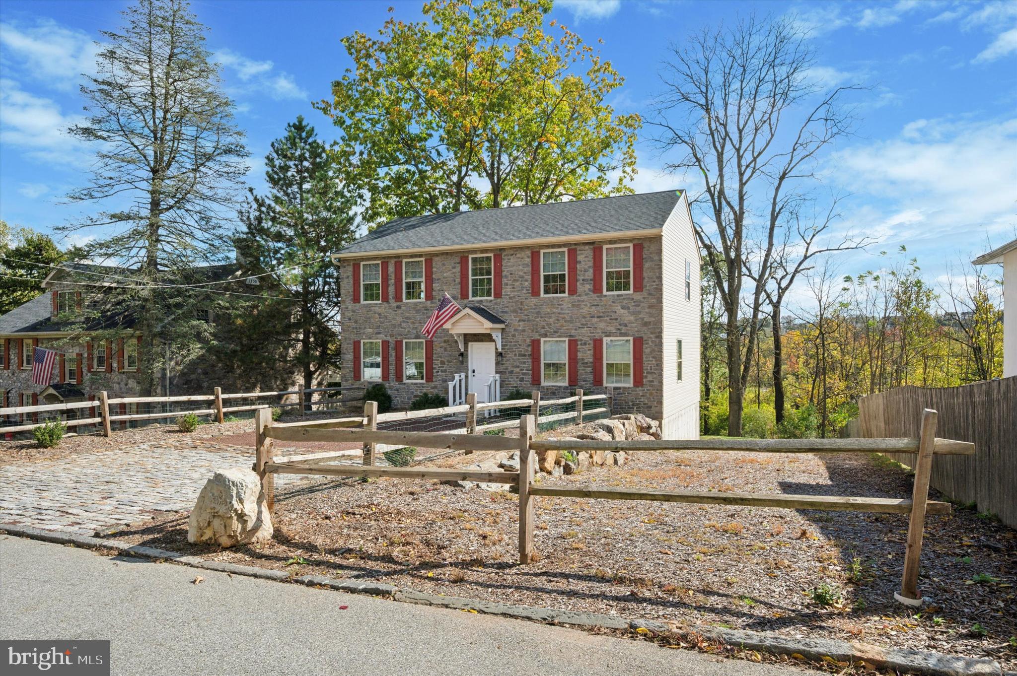 KING OF PRUSSIA - Residential Lease