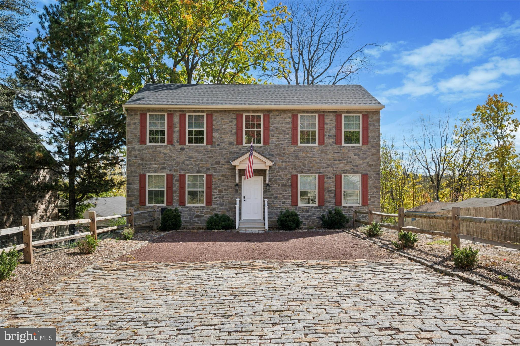 KING OF PRUSSIA - Residential Lease