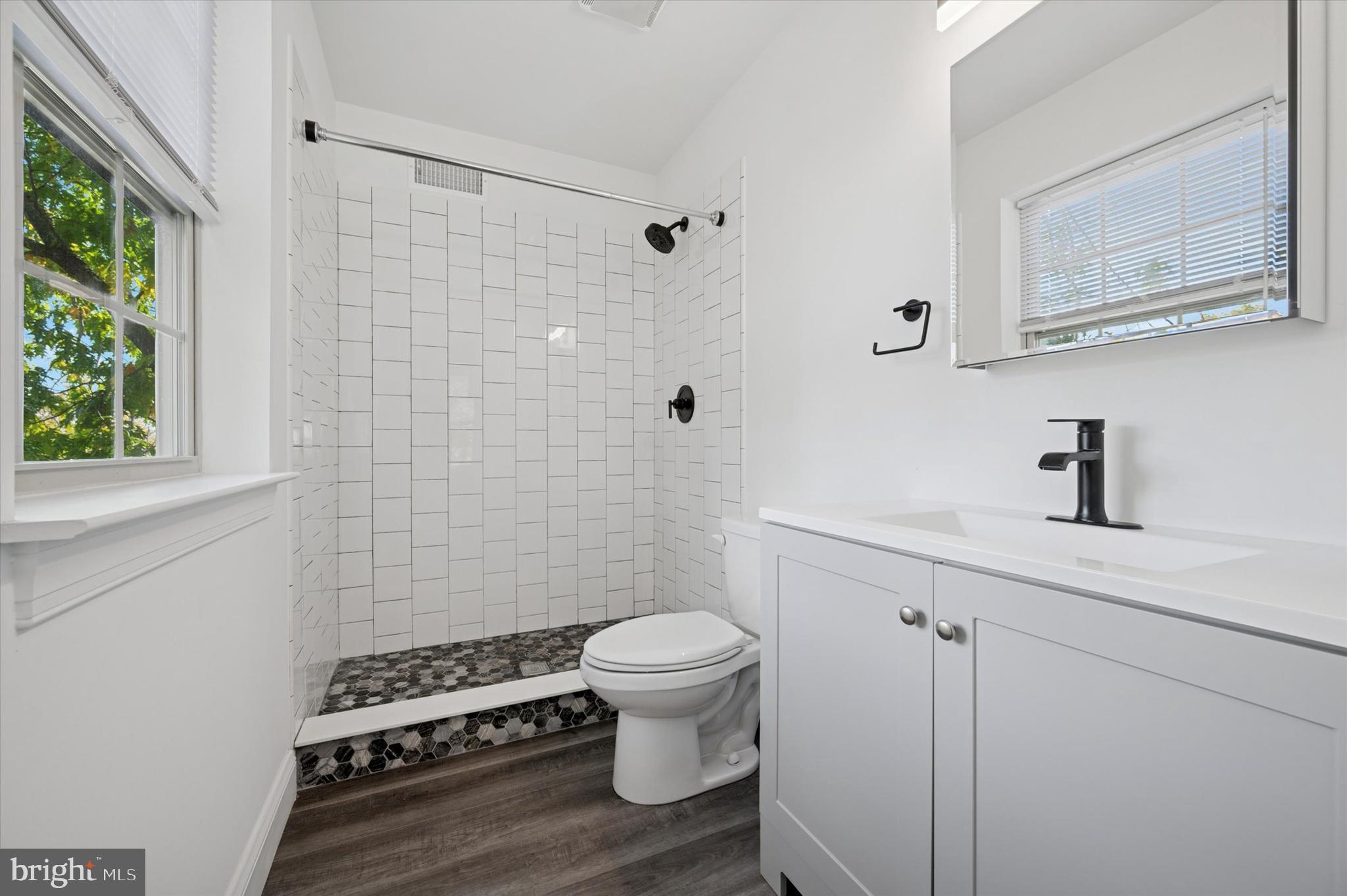 KING OF PRUSSIA - Residential Lease