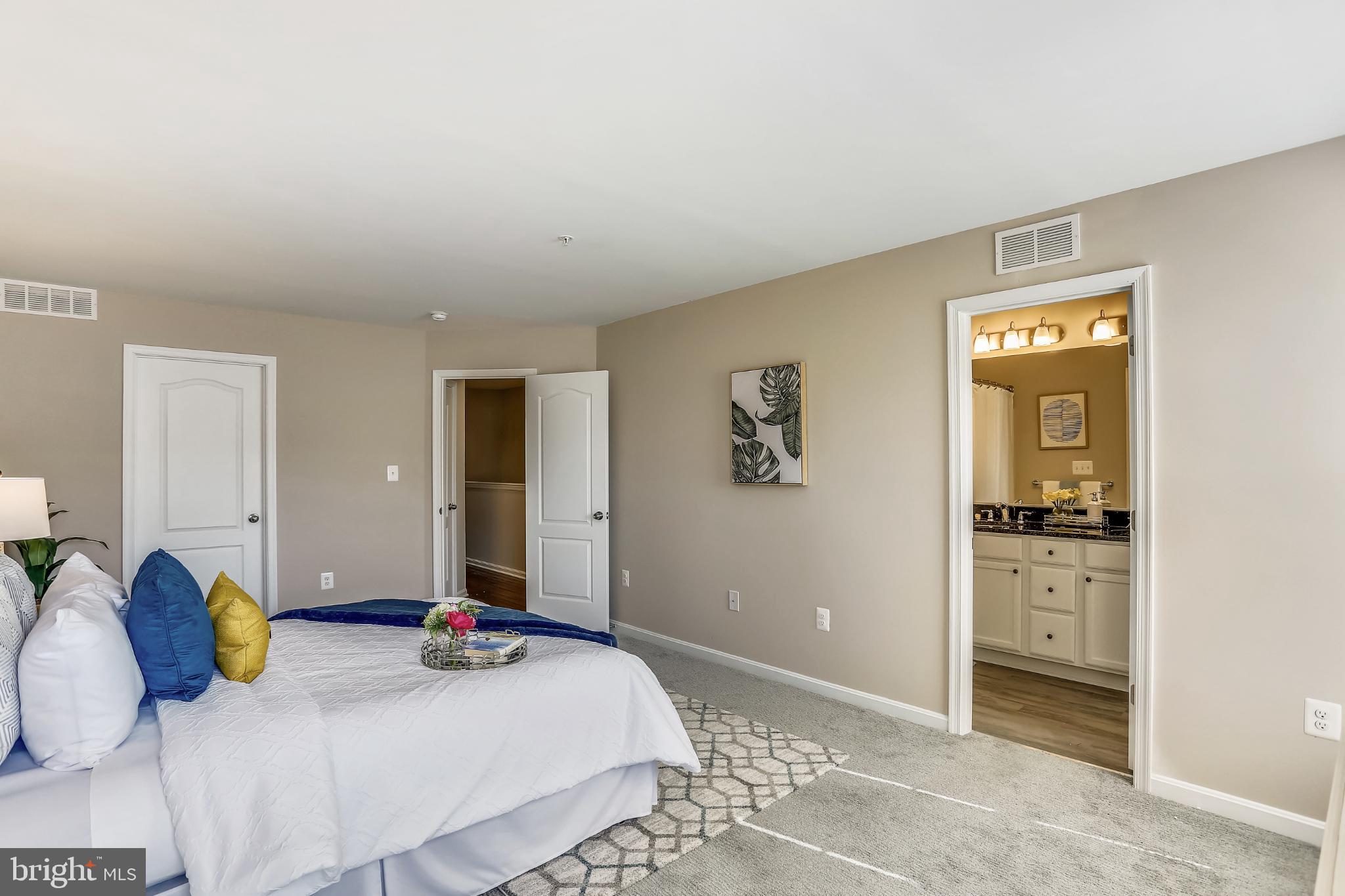 DORCHESTER VIEW - Residential Lease