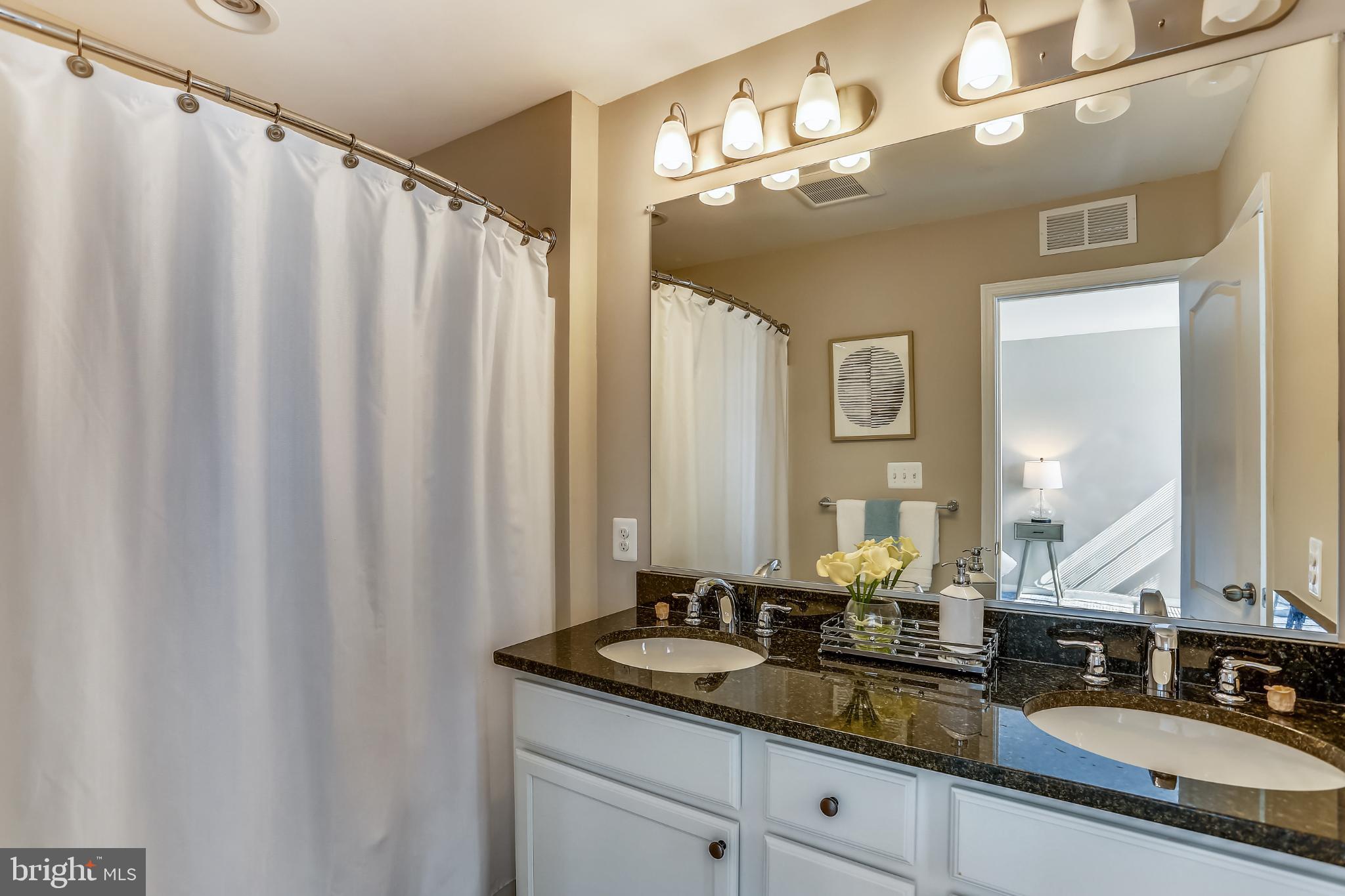 DORCHESTER VIEW - Residential Lease