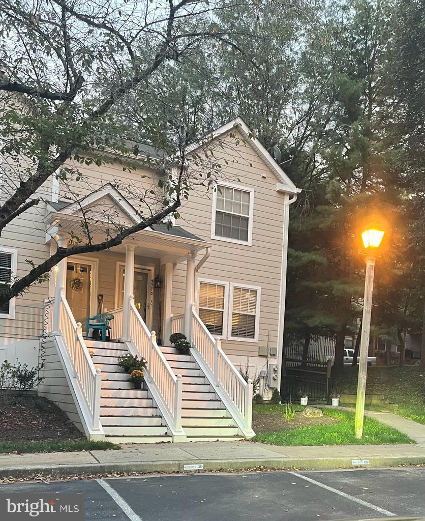 DORSEY HALL - Residential