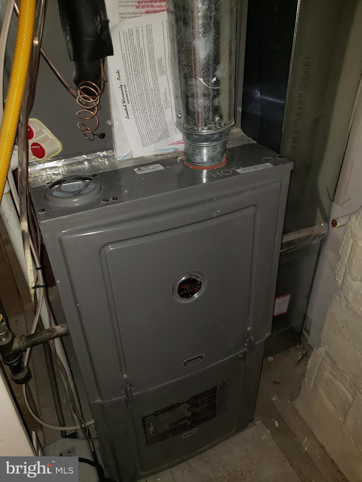 BIDDLE STREET - Residential Lease