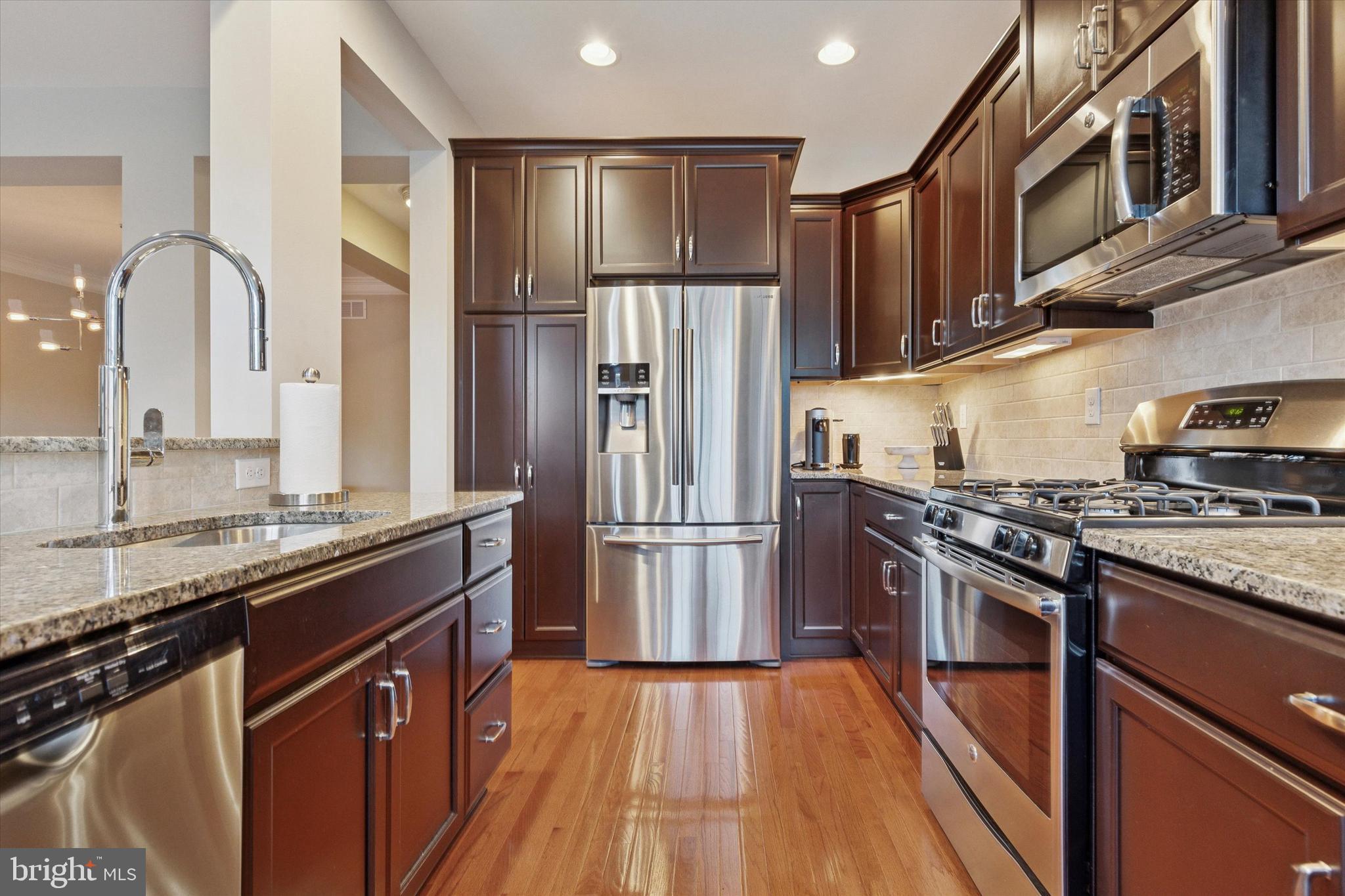 THORNDALE - Residential