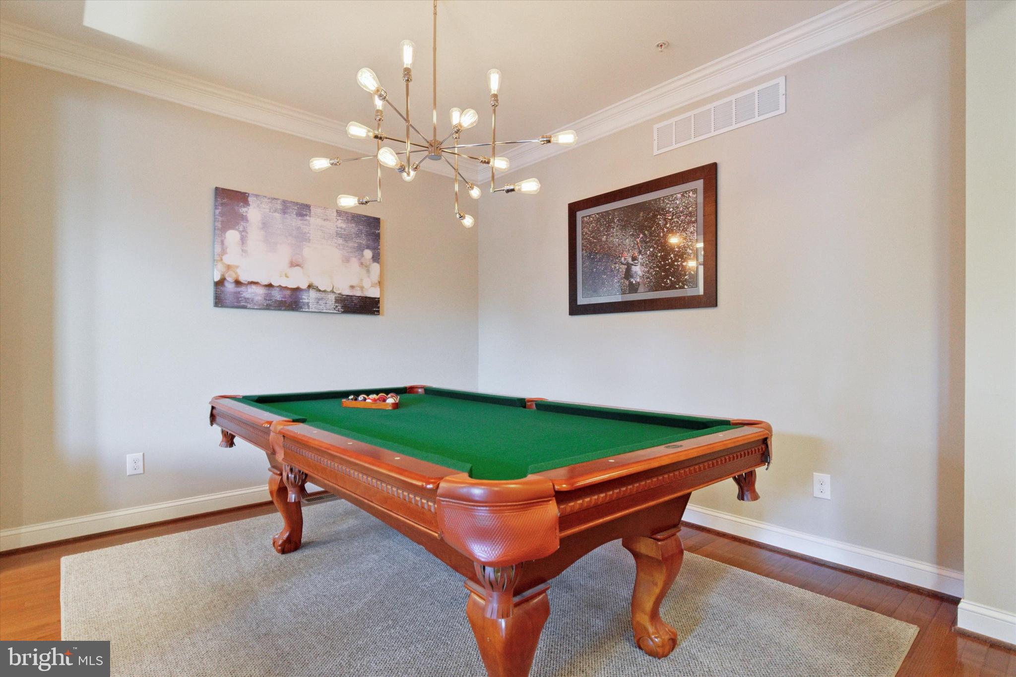 2045 PLEASANT VALLEY DRIVE