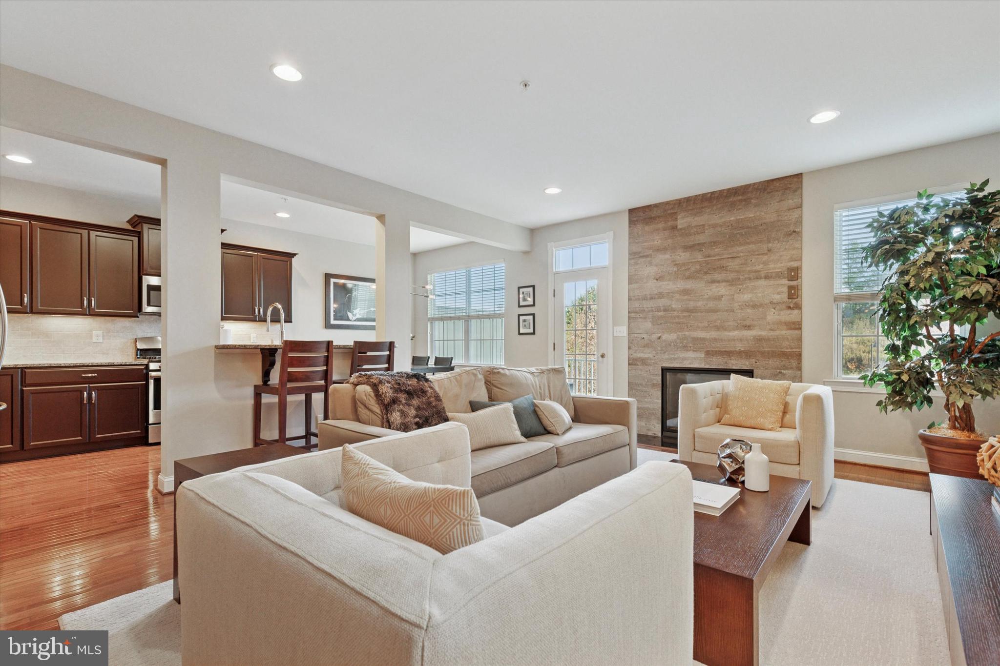 THORNDALE - Residential