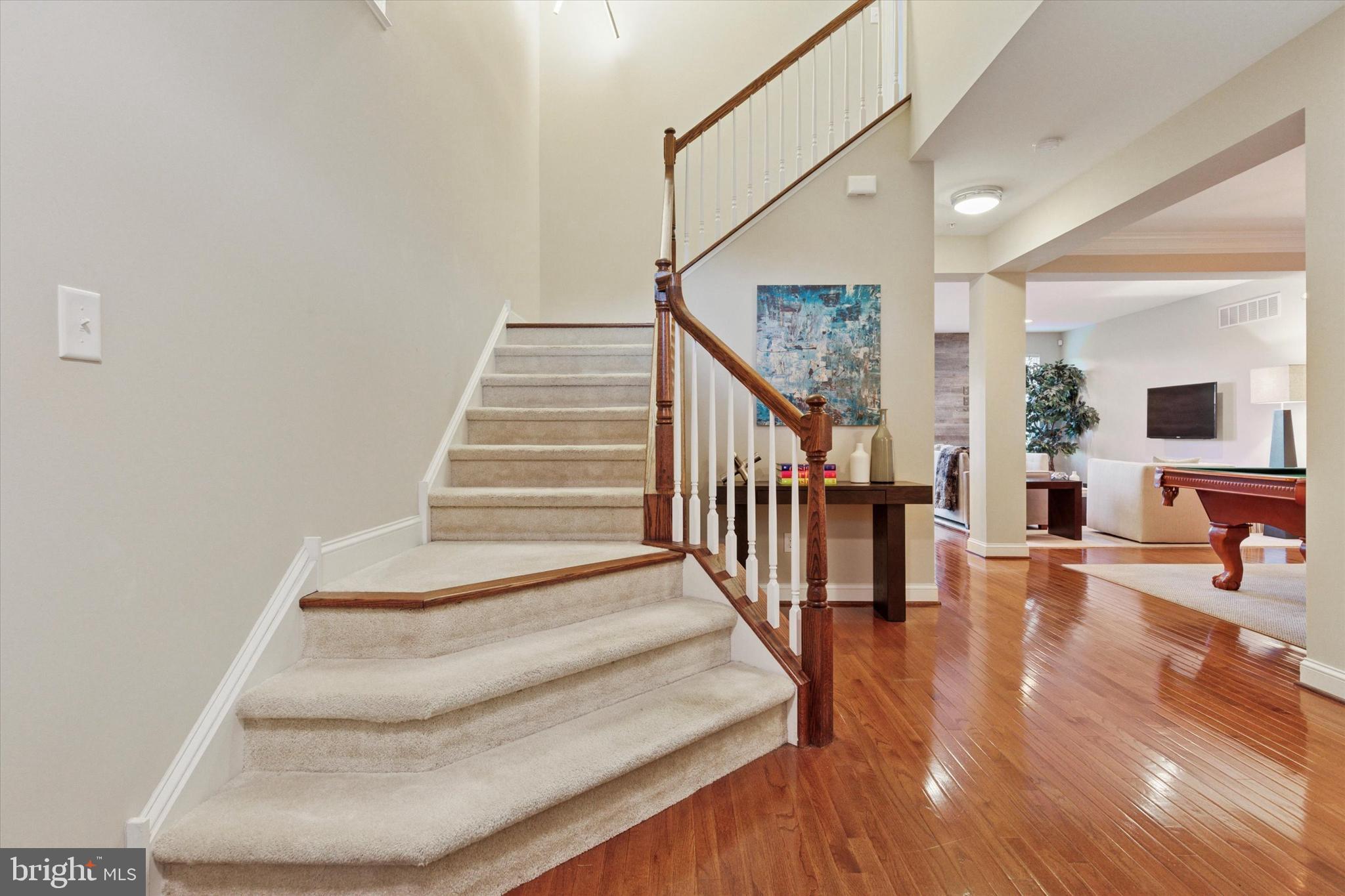 2045 PLEASANT VALLEY DRIVE