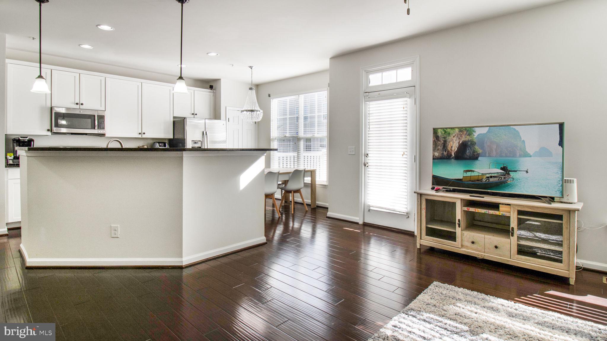 EAST GATE 3 CONDOMINIUM - Residential