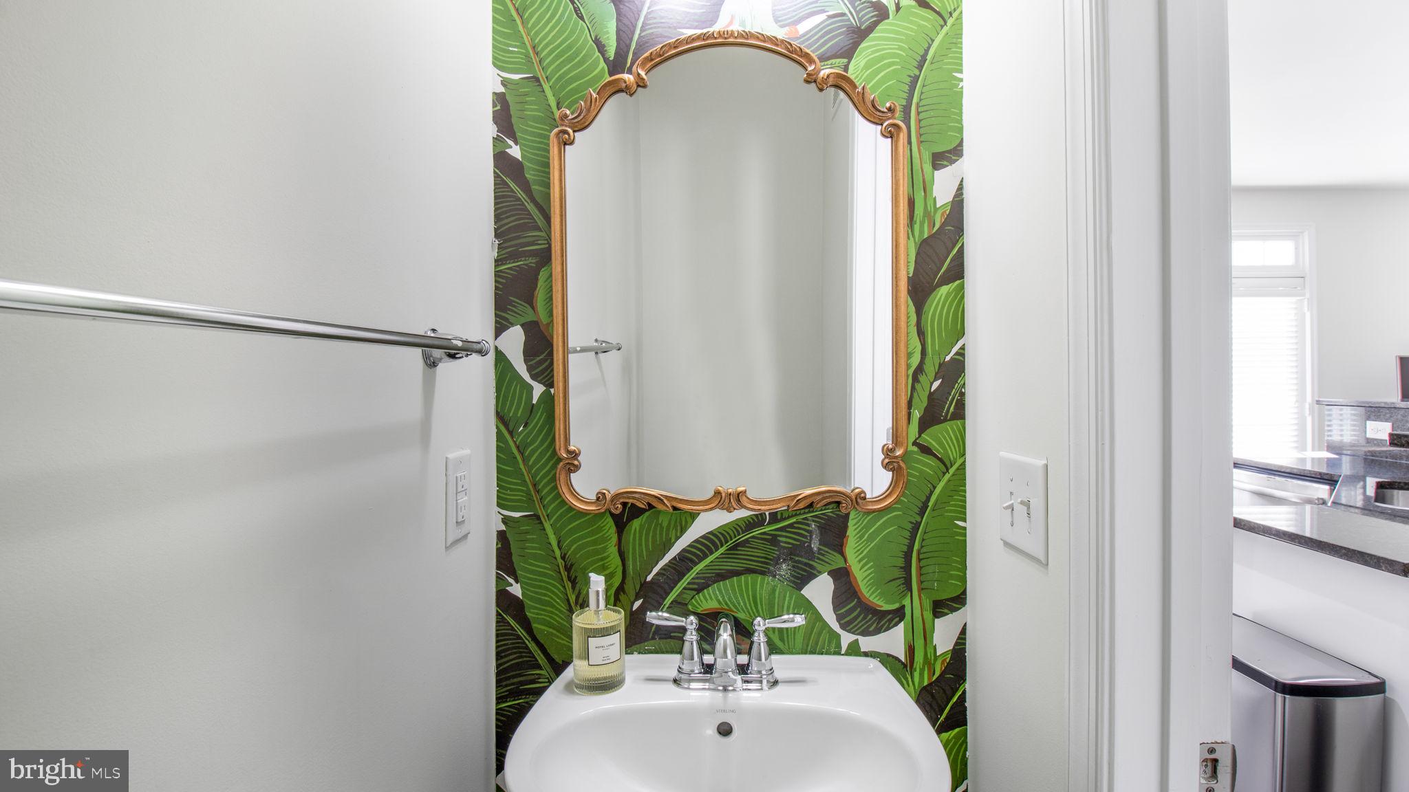 EAST GATE 3 CONDOMINIUM - Residential